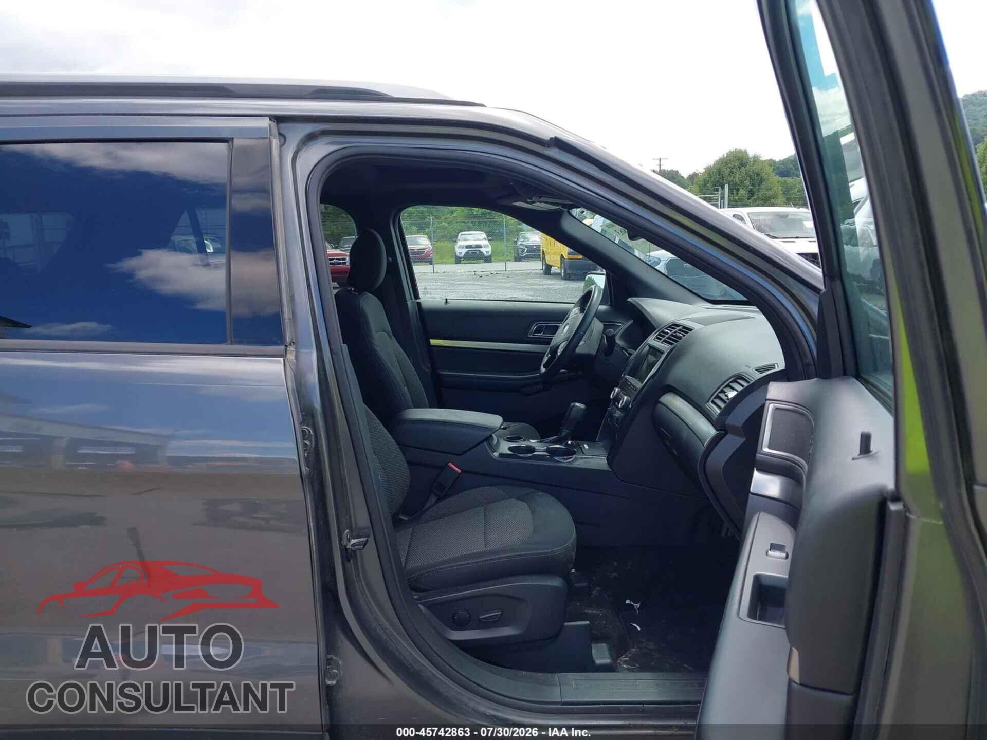 FORD EXPLORER 2019 - 1FM5K7D88KGA41992