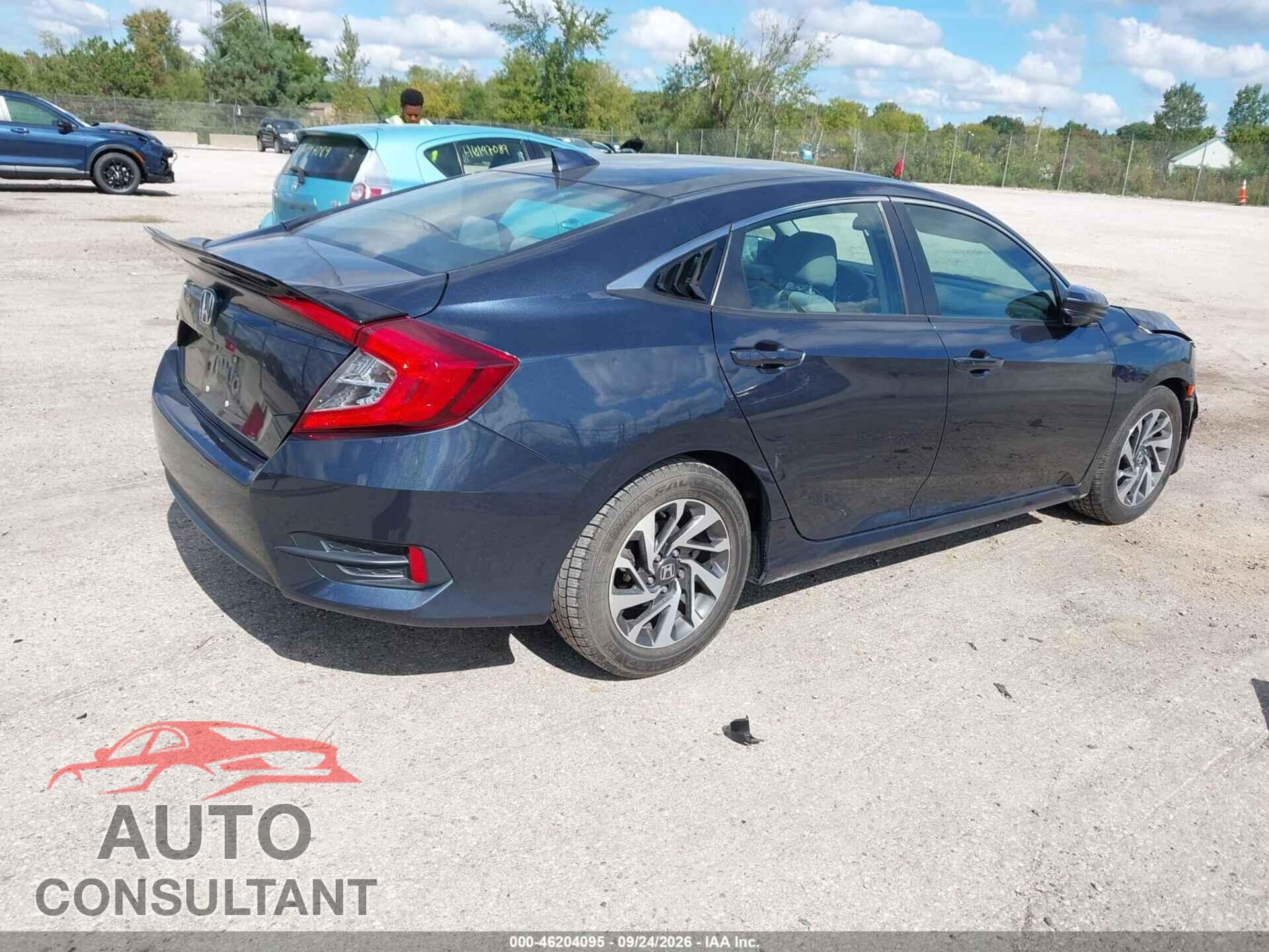 HONDA CIVIC 2017 - 19XFC2F87HE015575