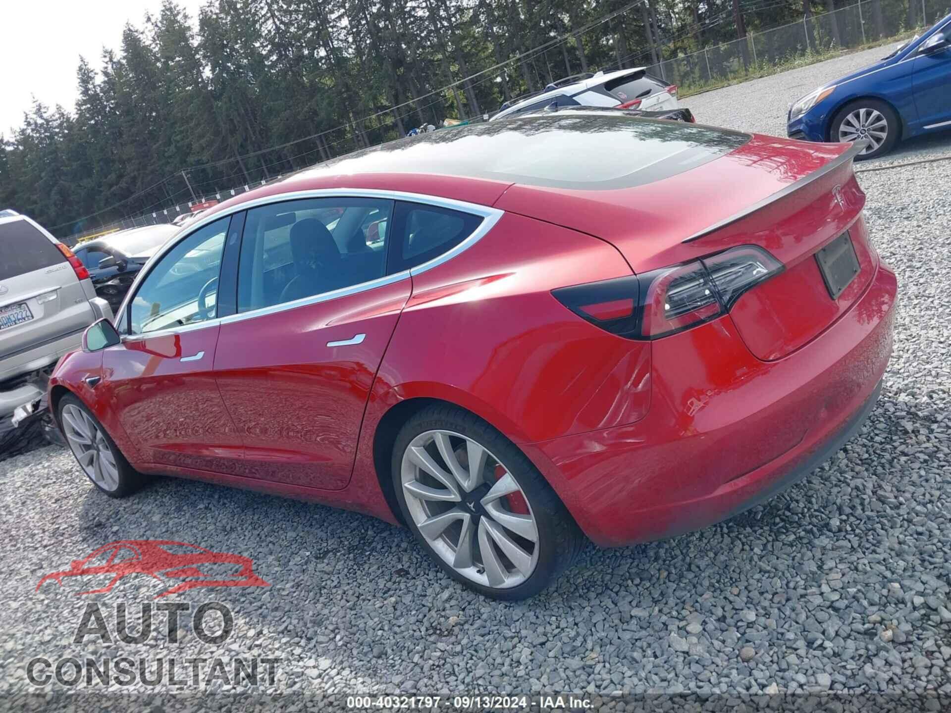 TESLA MODEL 3 2019 - 5YJ3E1EB6KF368024