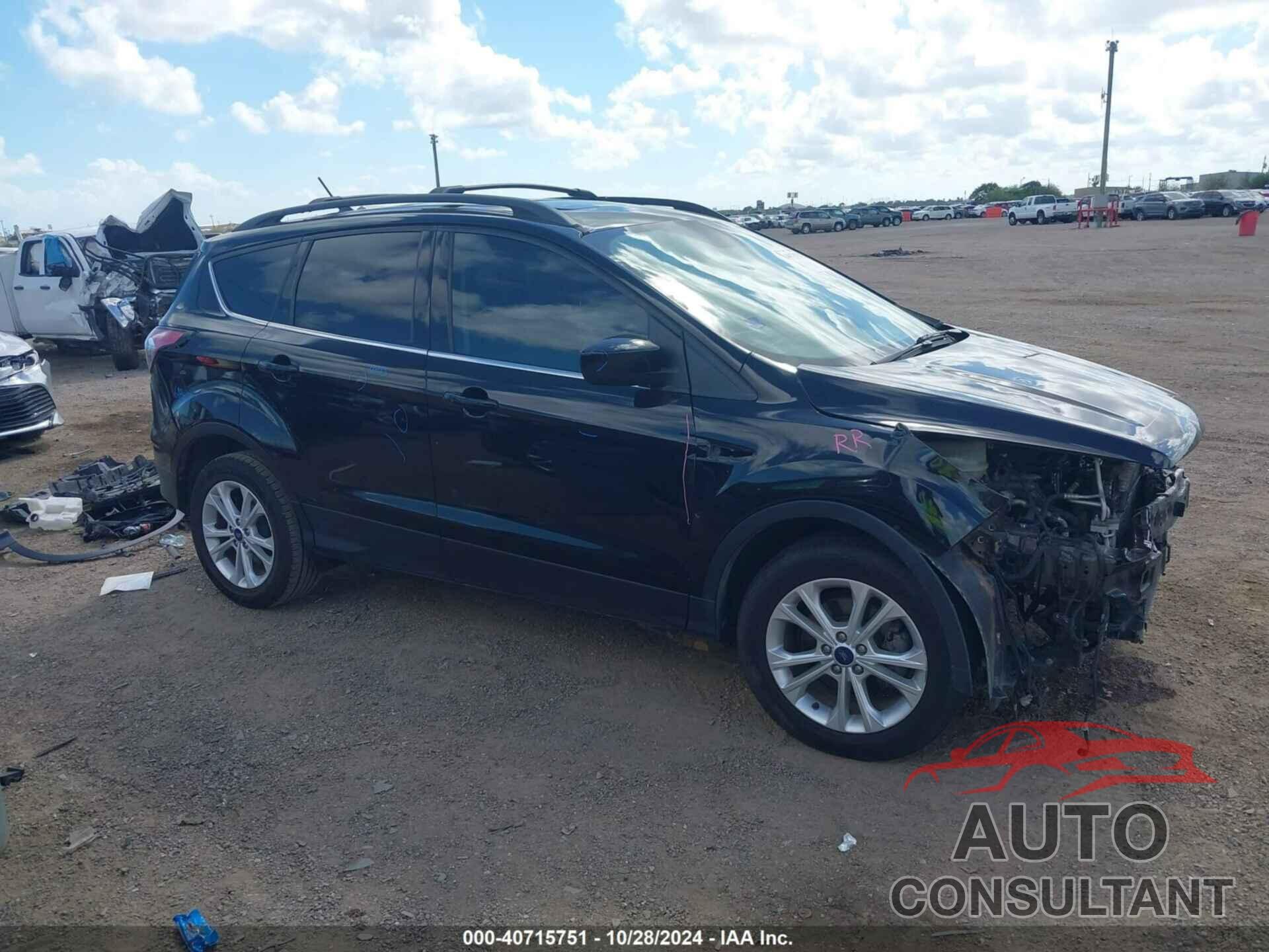 FORD ESCAPE 2018 - 1FMCU0HD8JUB11426