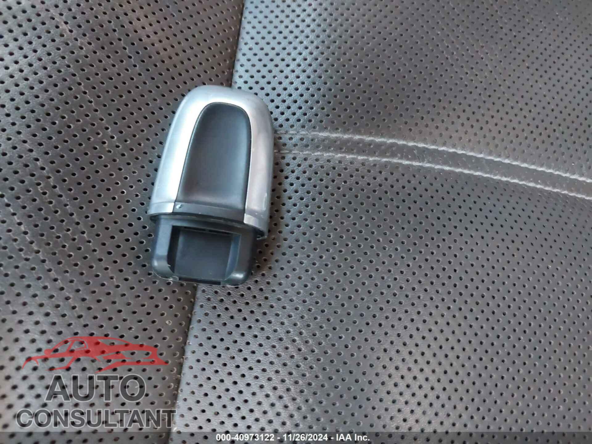PORSCHE CAYENNE 2017 - WP1AA2A29HKA86260