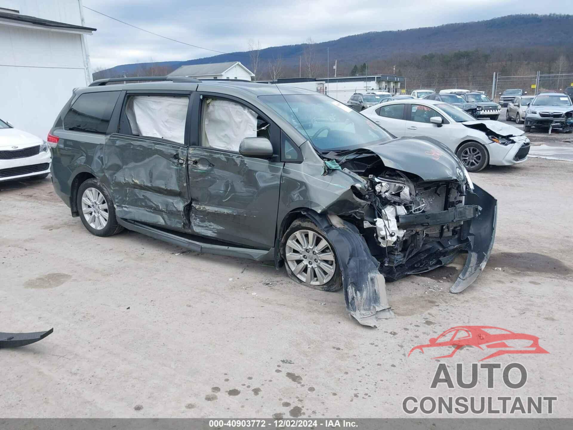 TOYOTA SIENNA 2012 - 5TDDK3DC0CS047726