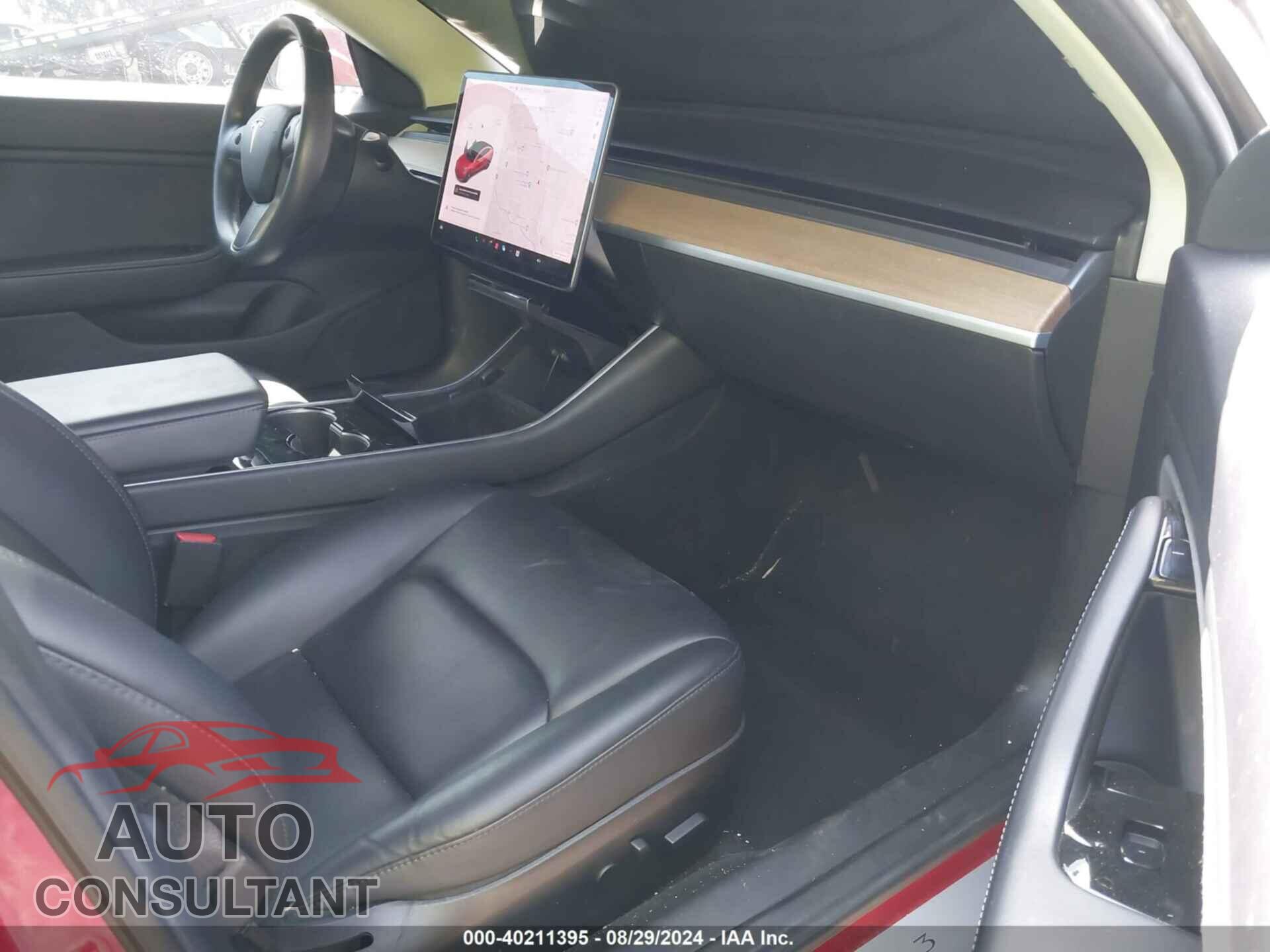 TESLA MODEL 3 2018 - 5YJ3E1EAXJF052258