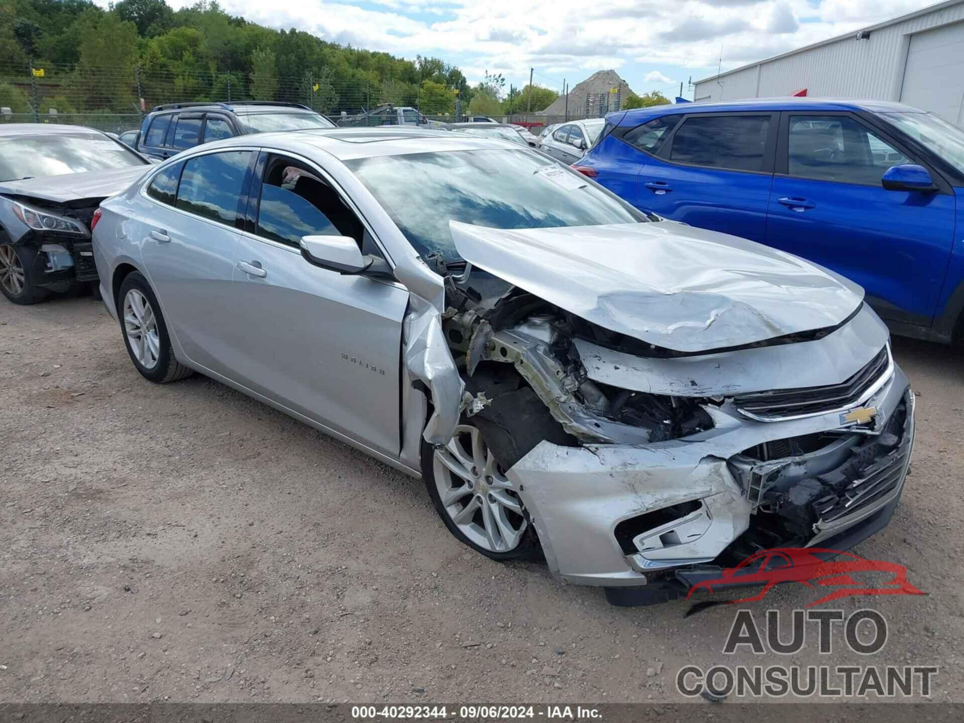 CHEVROLET MALIBU 2017 - 1G1ZE5ST6HF253046