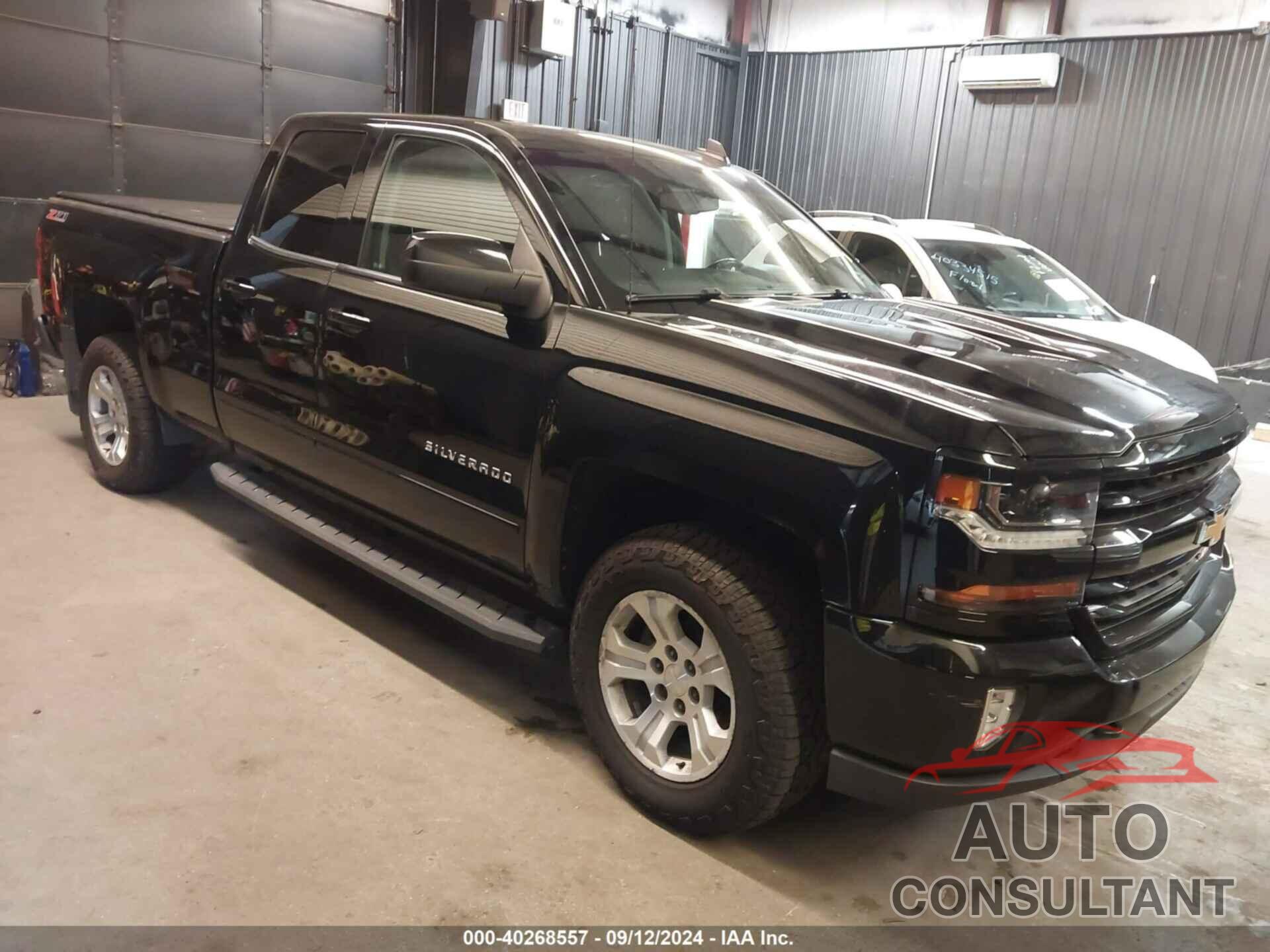 CHEVROLET SILVERADO 1500 2017 - 1GCVKREC3HZ234079