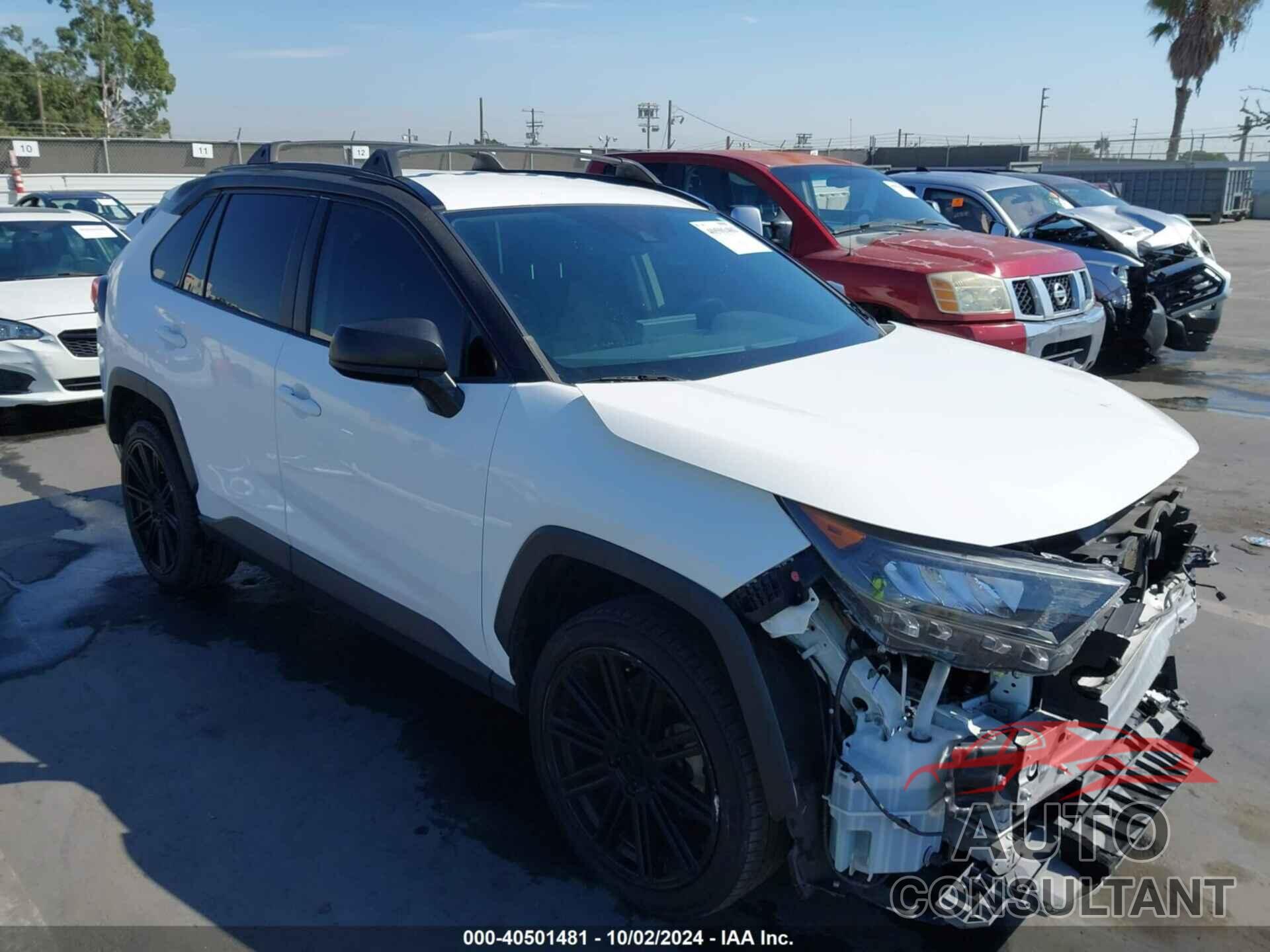 TOYOTA RAV4 2019 - JTMH1RFVXKD508365