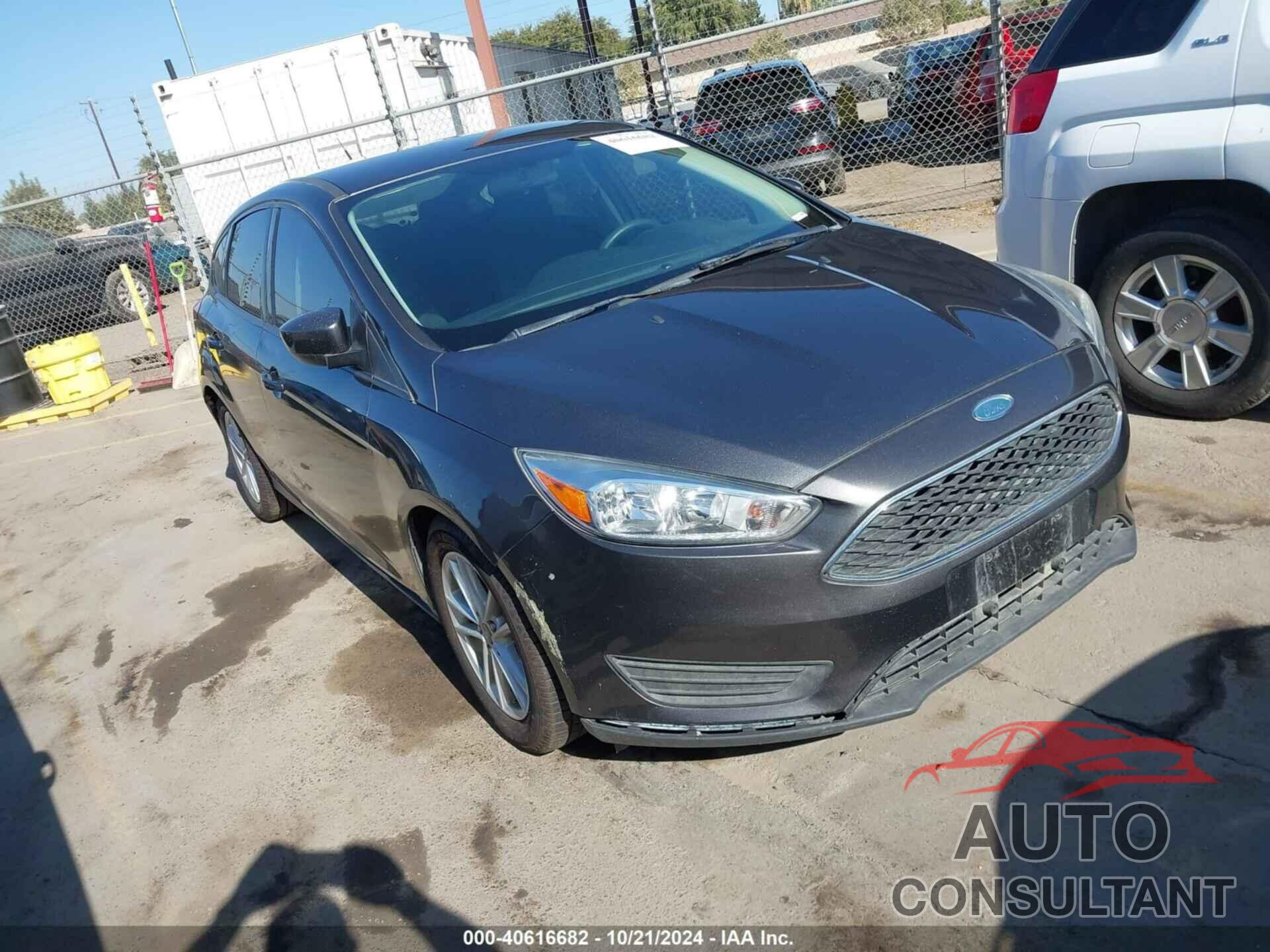 FORD FOCUS 2018 - 1FADP3K29JL295537