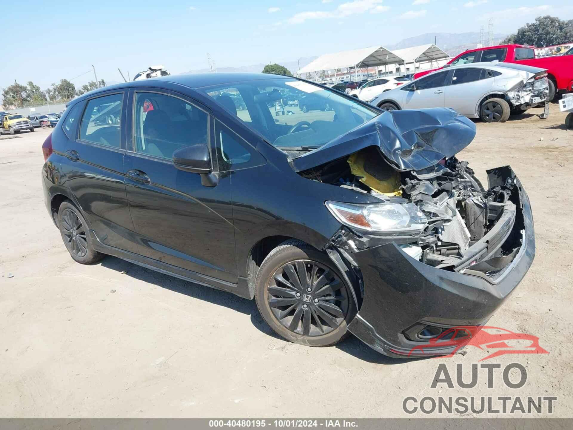 HONDA FIT 2018 - 3HGGK5H6XJM725541