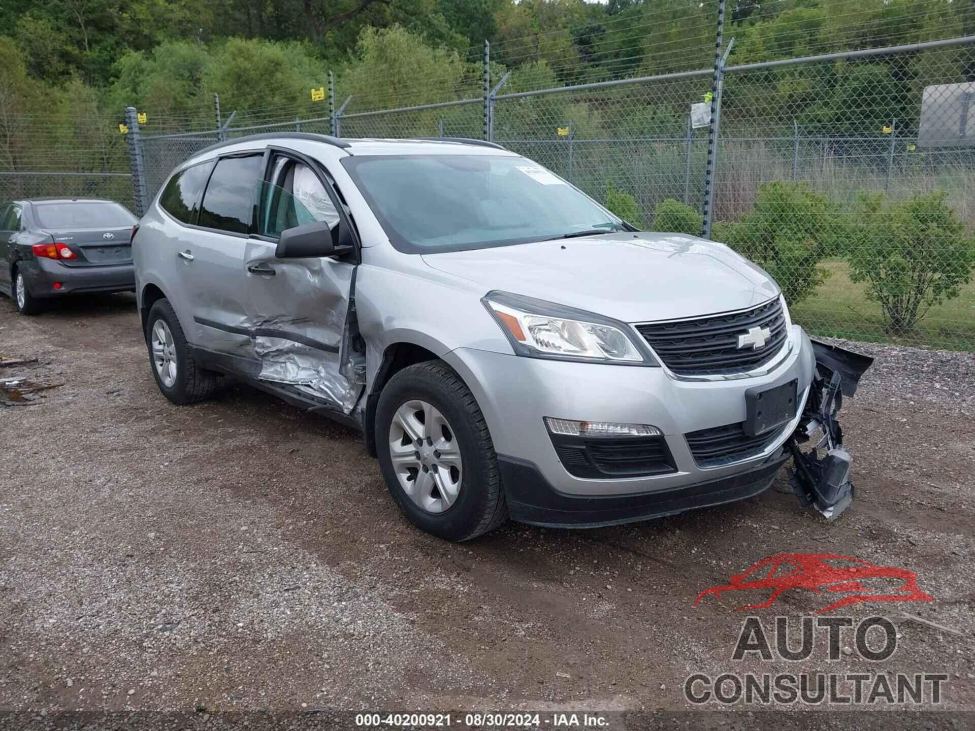 CHEVROLET TRAVERSE 2015 - 1GNKRFED3FJ287082
