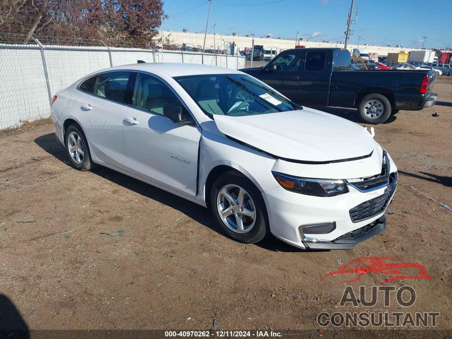 CHEVROLET MALIBU 2017 - 1G1ZB5ST8HF239321