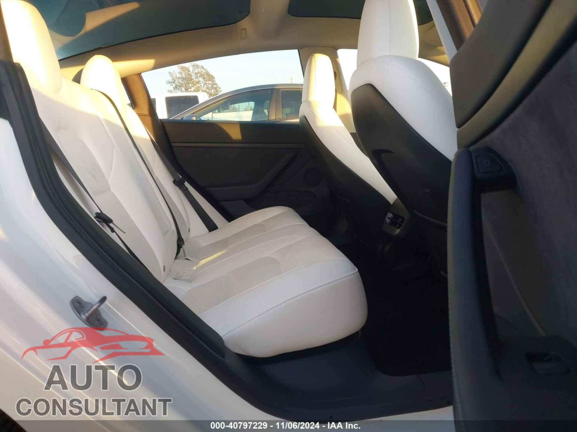 TESLA MODEL 3 2023 - 5YJ3E1EA3PF573136