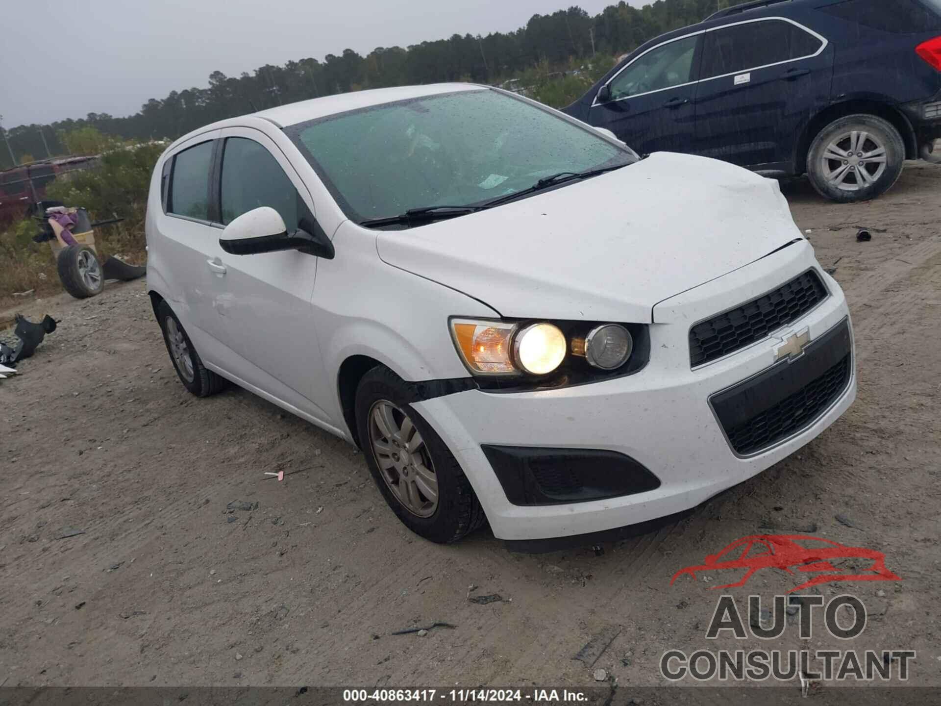 CHEVROLET SONIC 2014 - 1G1JC6SH6E4203095