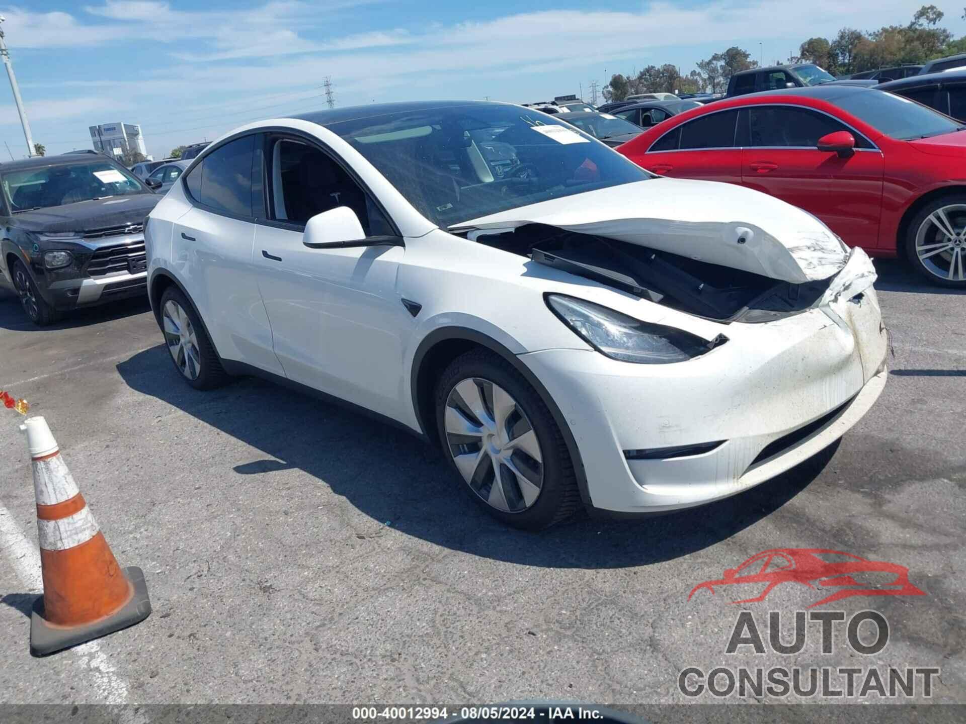 TESLA MODEL Y 2021 - 5YJYGDEEXMF150246