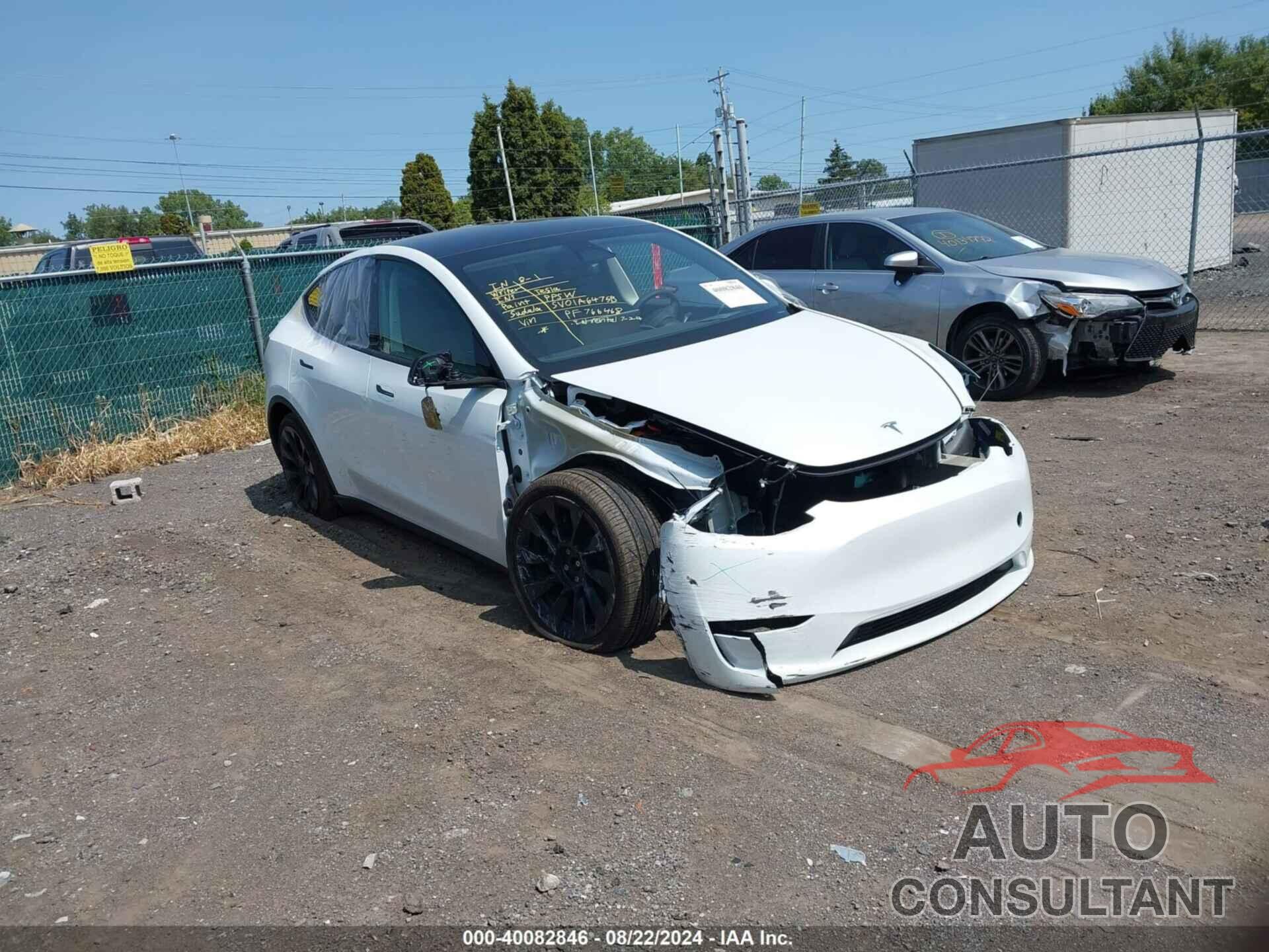 TESLA MODEL Y 2023 - 7SAYGDEE8PF766468