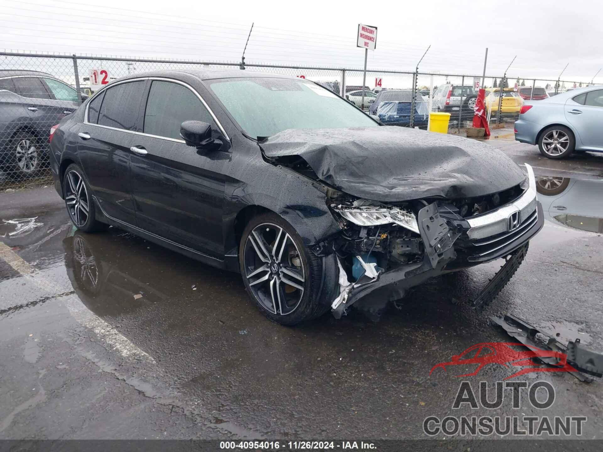 HONDA ACCORD 2017 - 1HGCR3F94HA013626