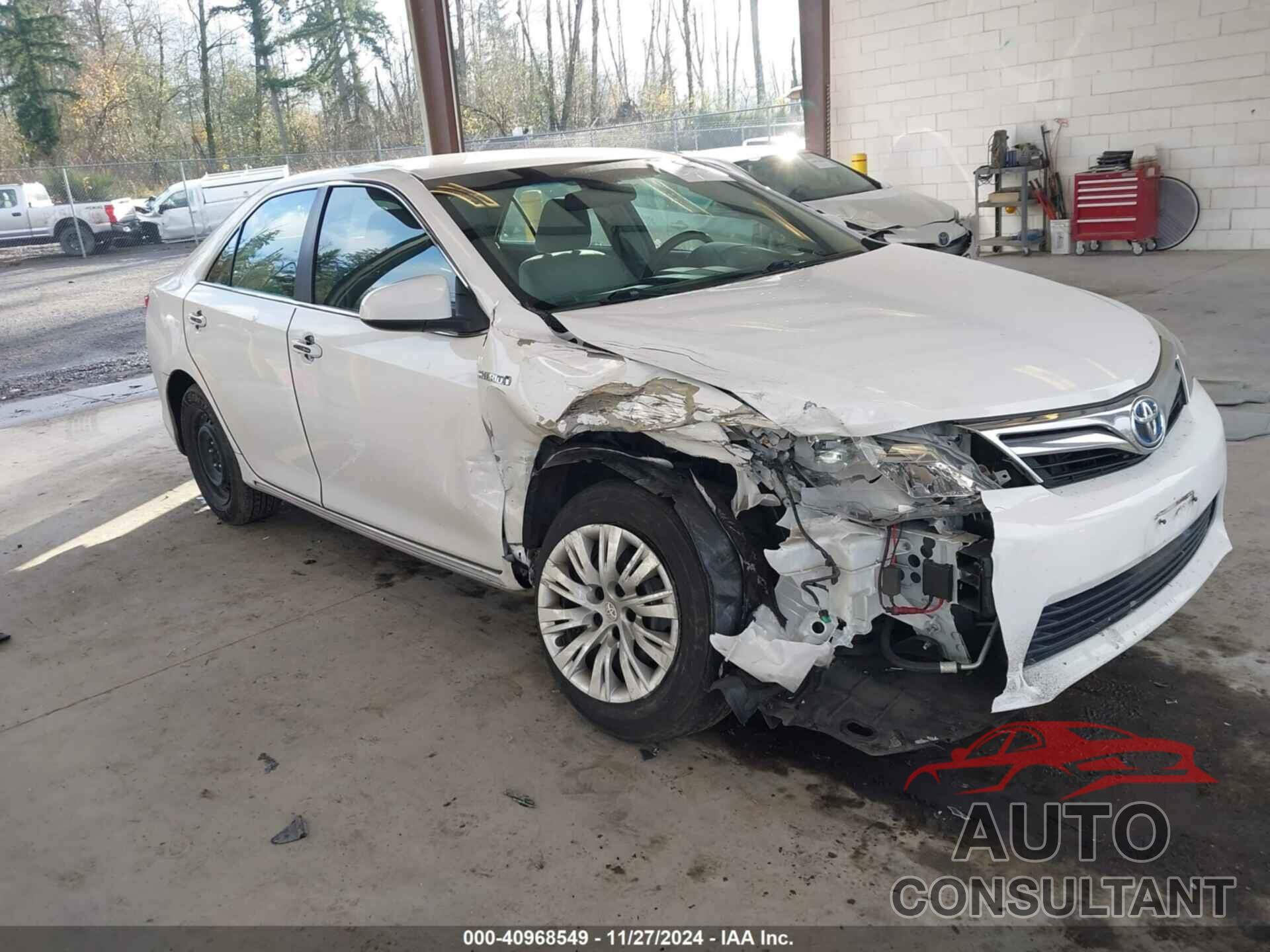 TOYOTA CAMRY HYBRID 2013 - 4T1BD1FK0DU096475