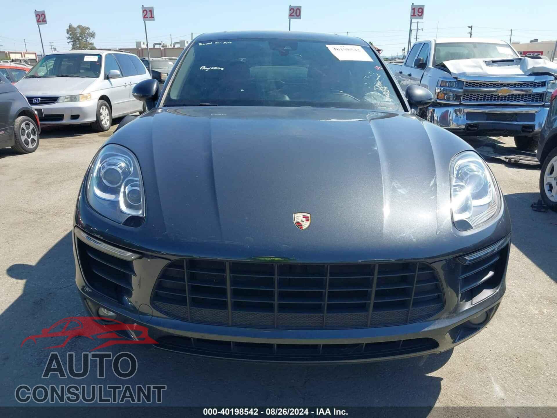 PORSCHE MACAN 2018 - WP1AA2A57JLB03082
