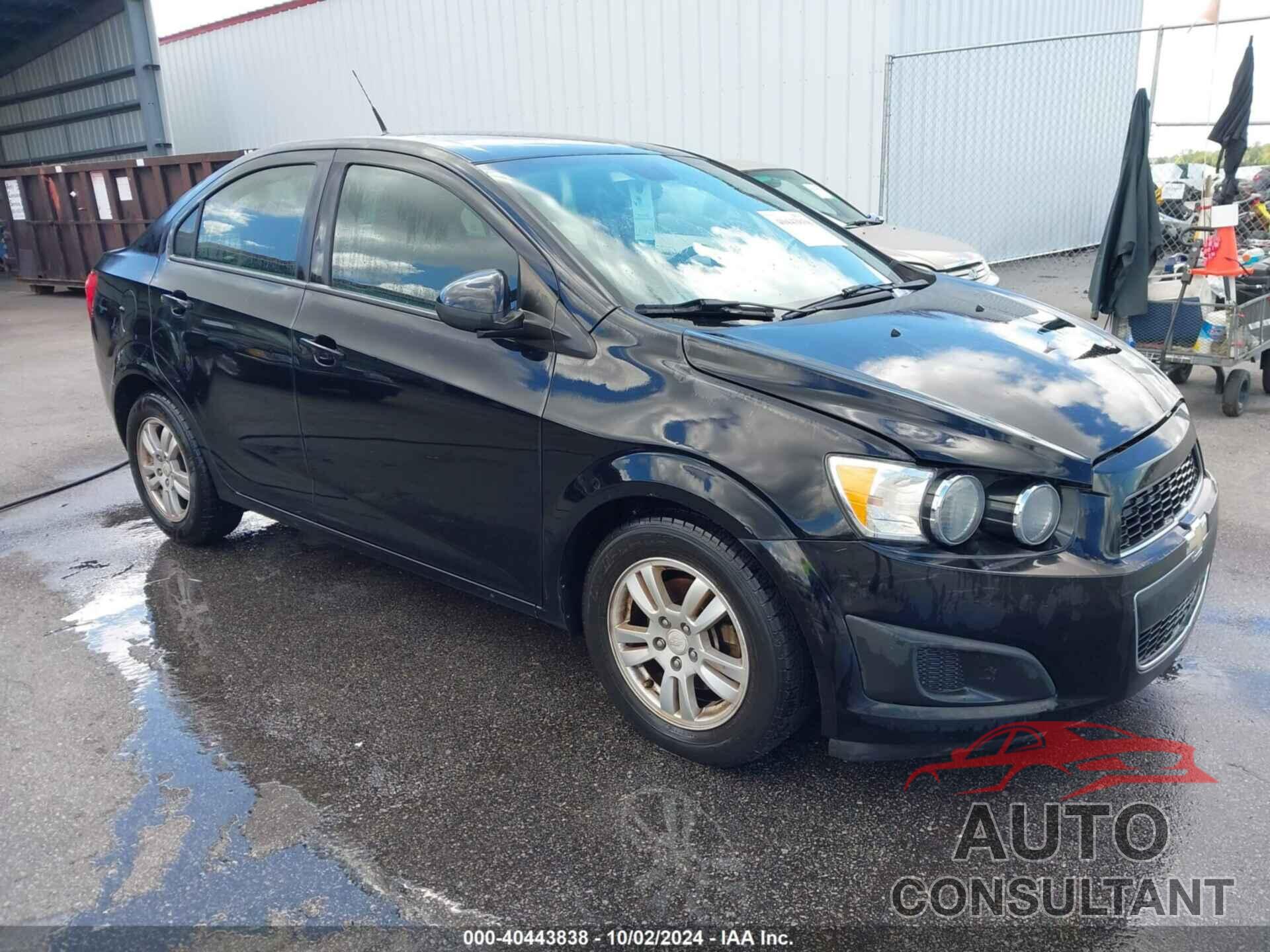 CHEVROLET SONIC 2012 - 1G1JA5SH4C4201276