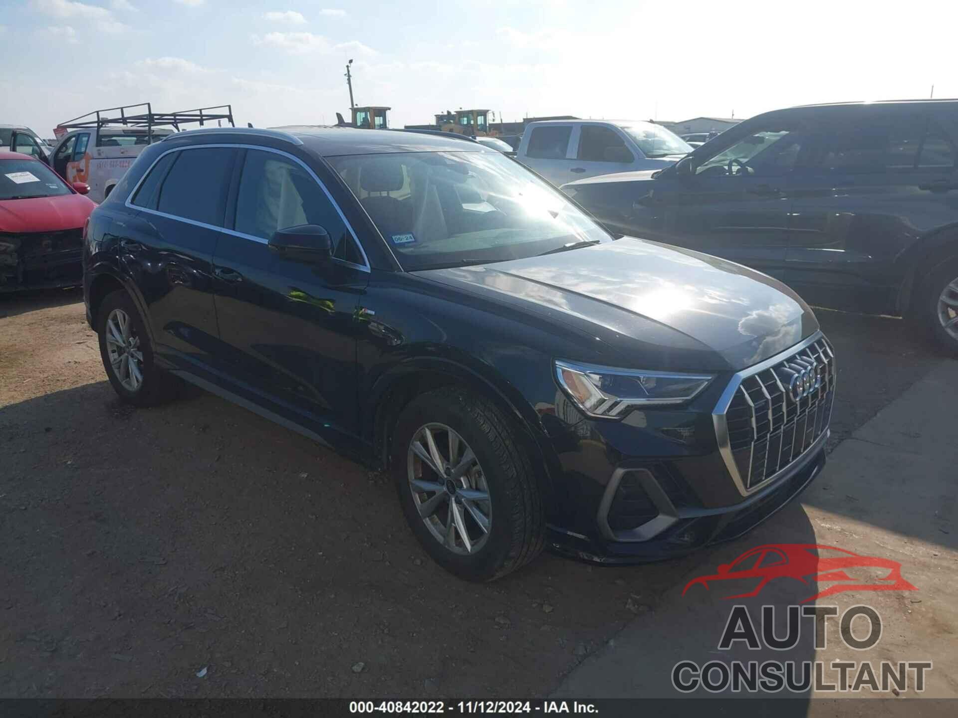 AUDI Q3 2022 - WA1EECF37N1096926