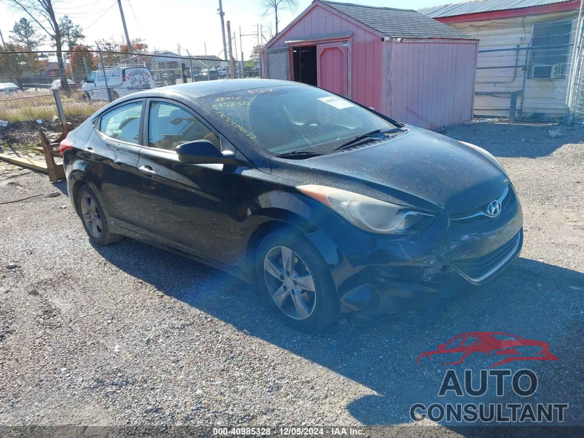 HYUNDAI ELANTRA 2011 - KMHDH4AE5BU132318