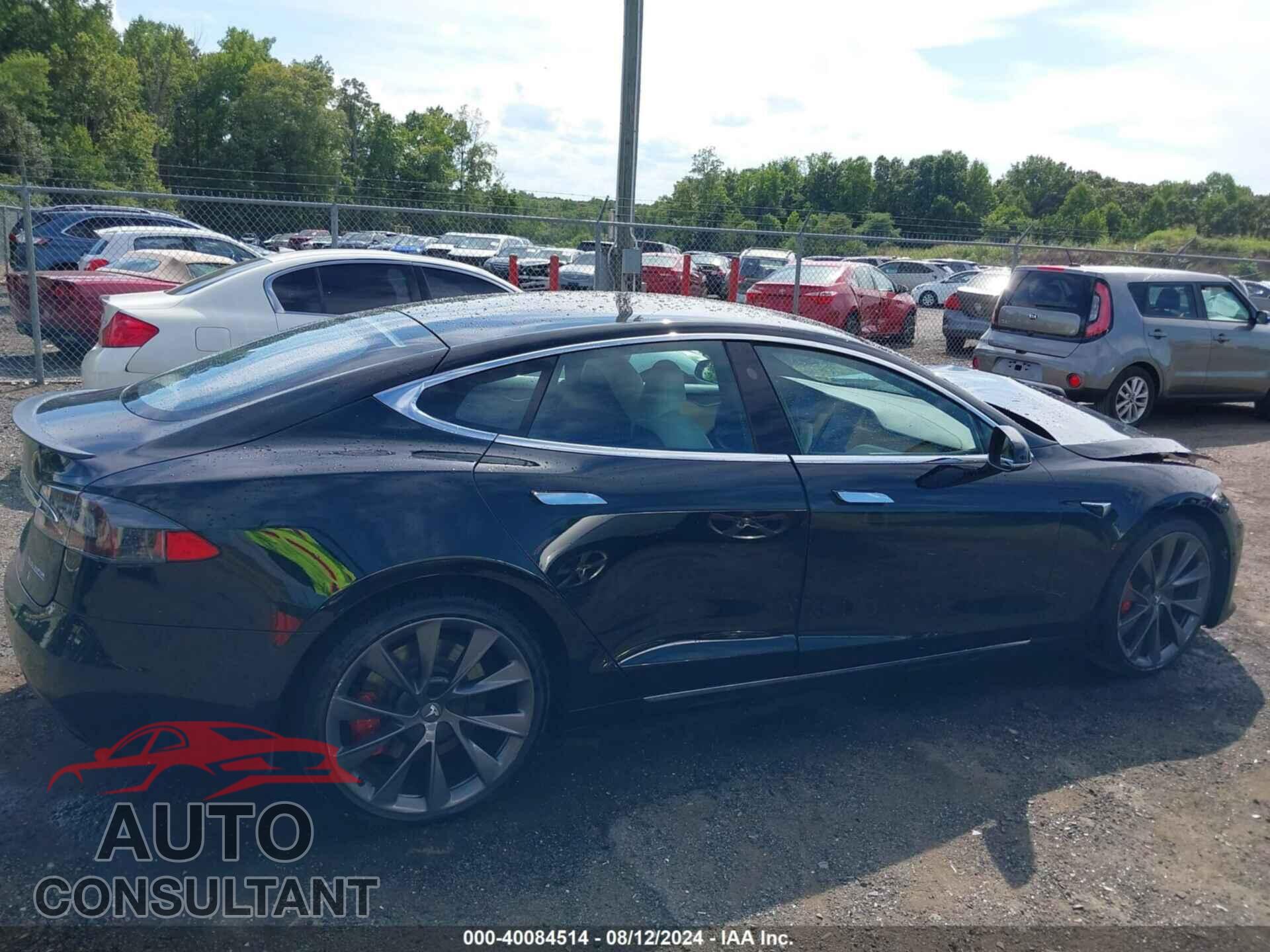 TESLA MODEL S 2020 - 5YJSA1E44LF364113