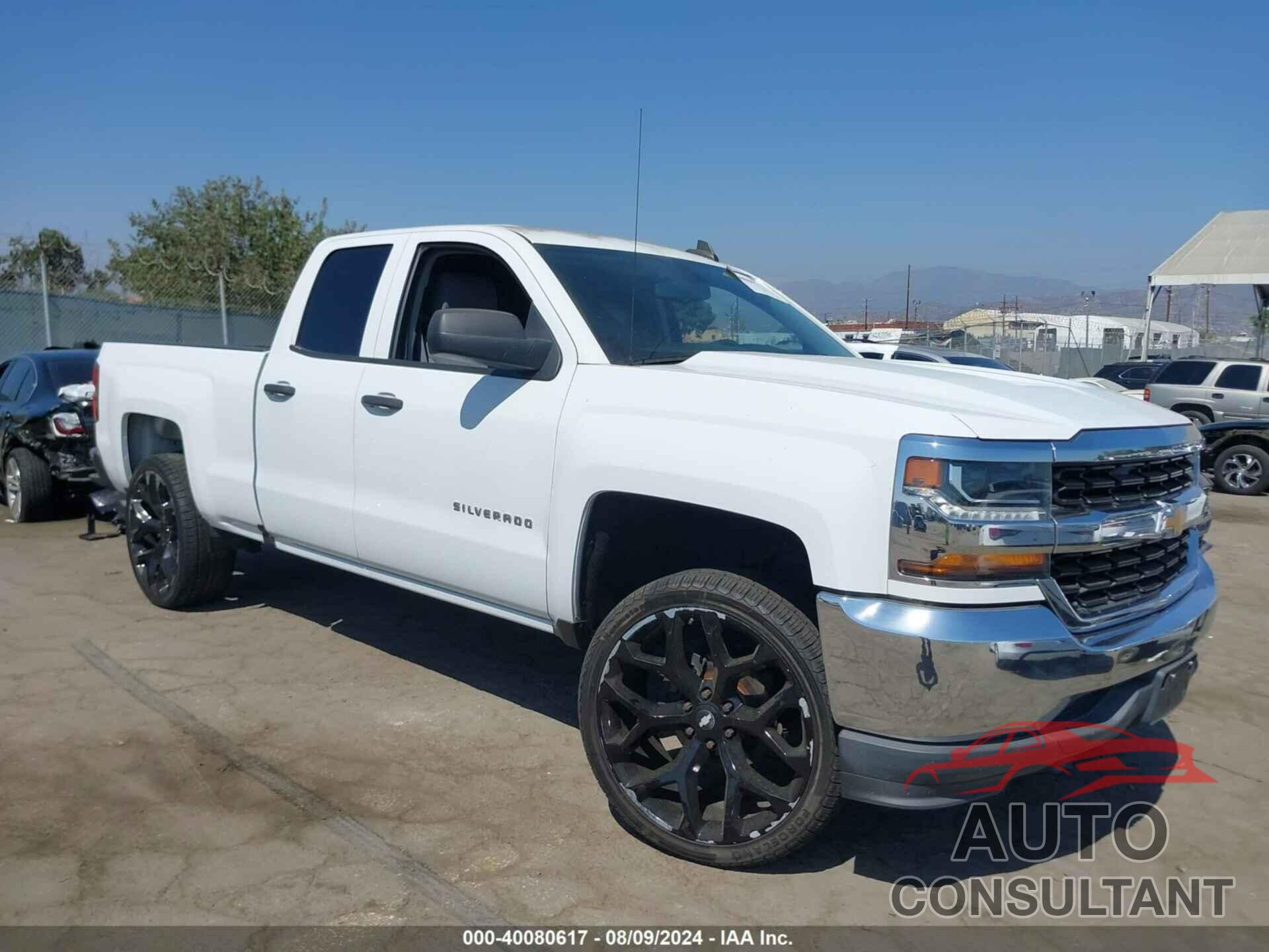 CHEVROLET SILVERADO 1500 2017 - 1GCRCNEH1HZ204355