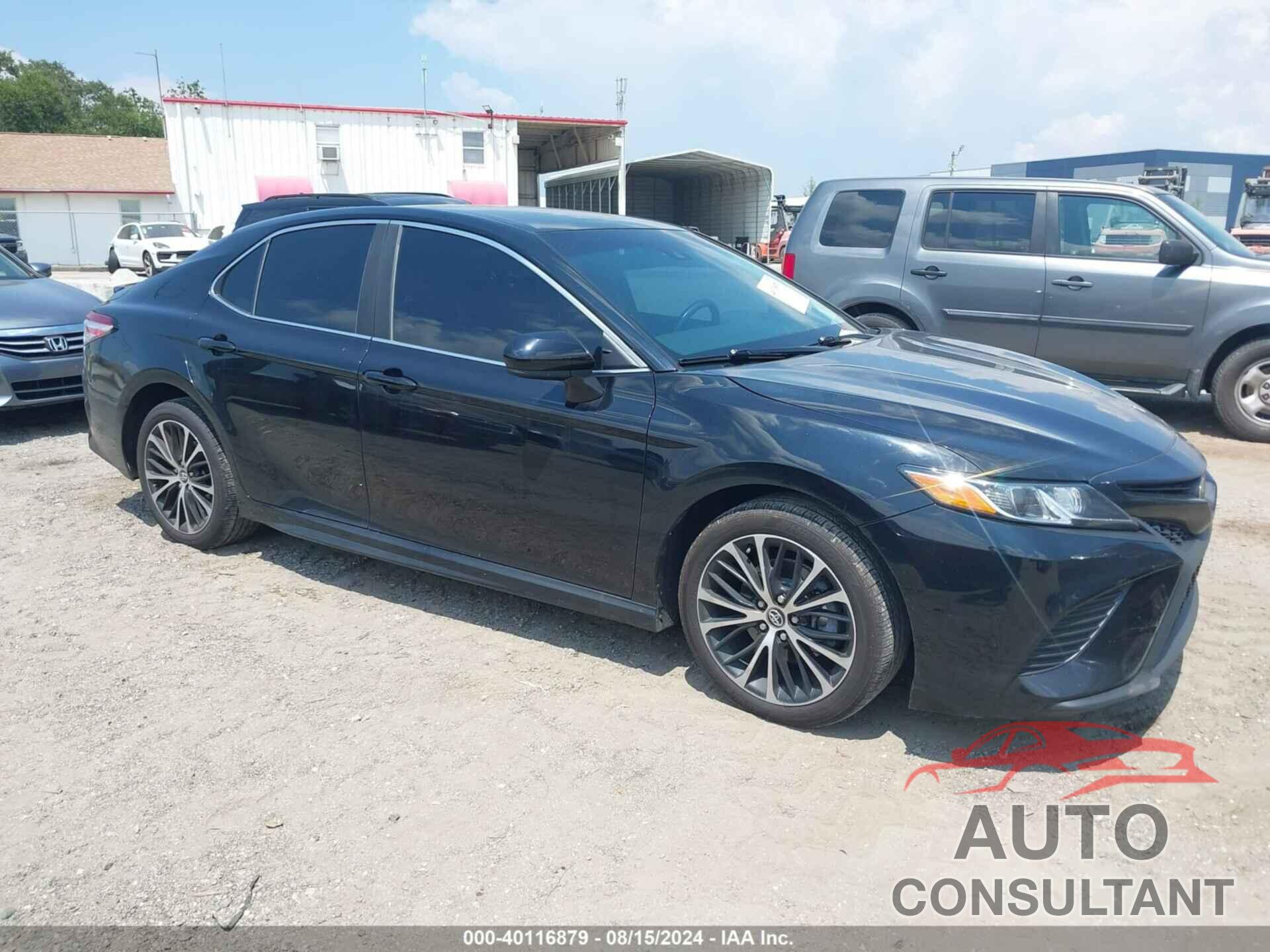 TOYOTA CAMRY 2020 - 4T1G11AK7LU934392