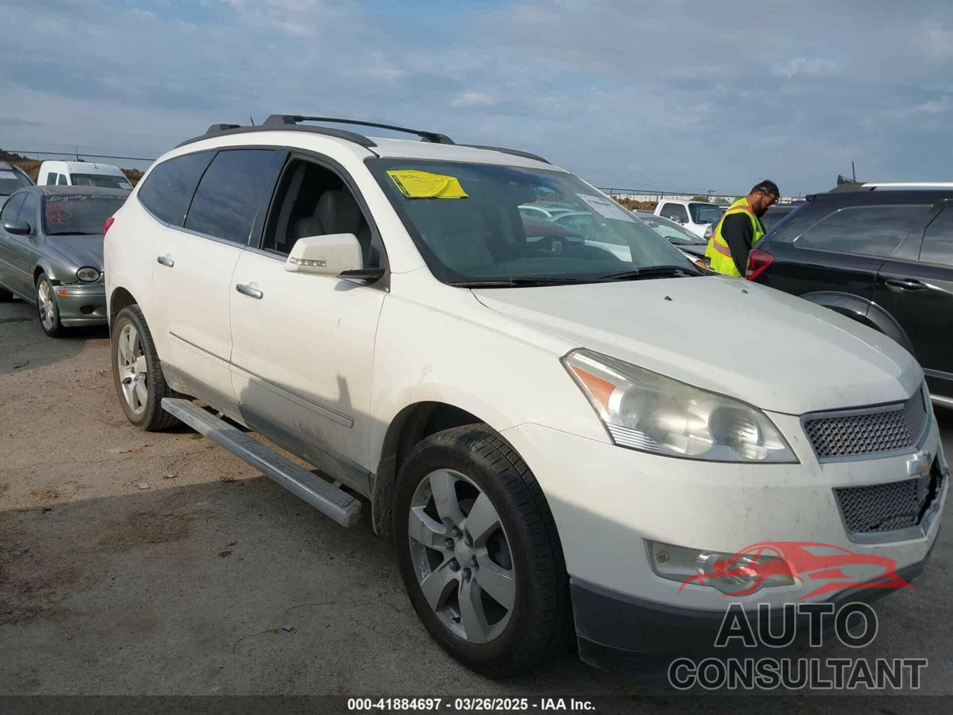 CHEVROLET TRAVERSE 2012 - 1GNKRLED5CJ321534