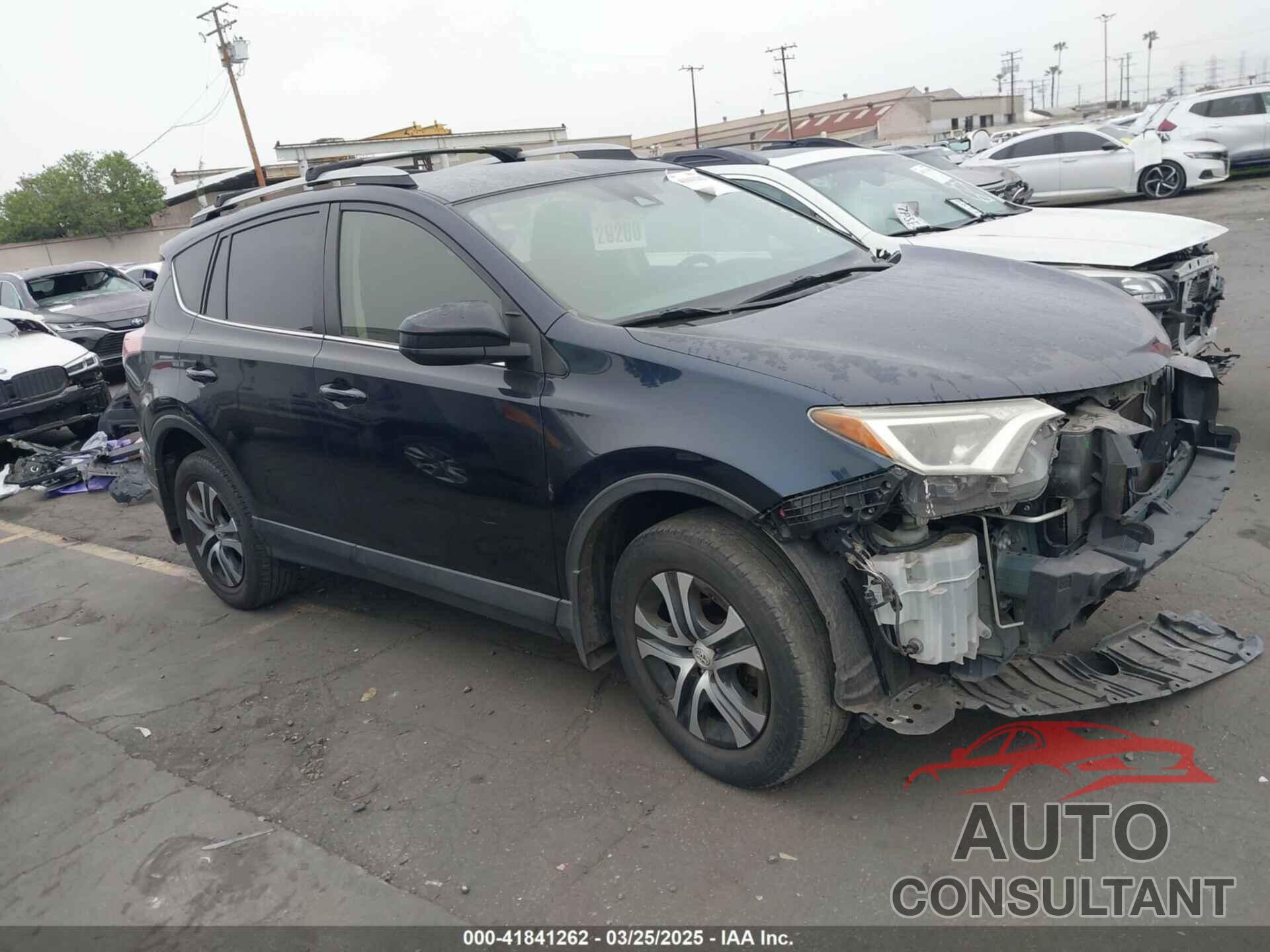 TOYOTA RAV4 2017 - JTMZFREV0HJ715624