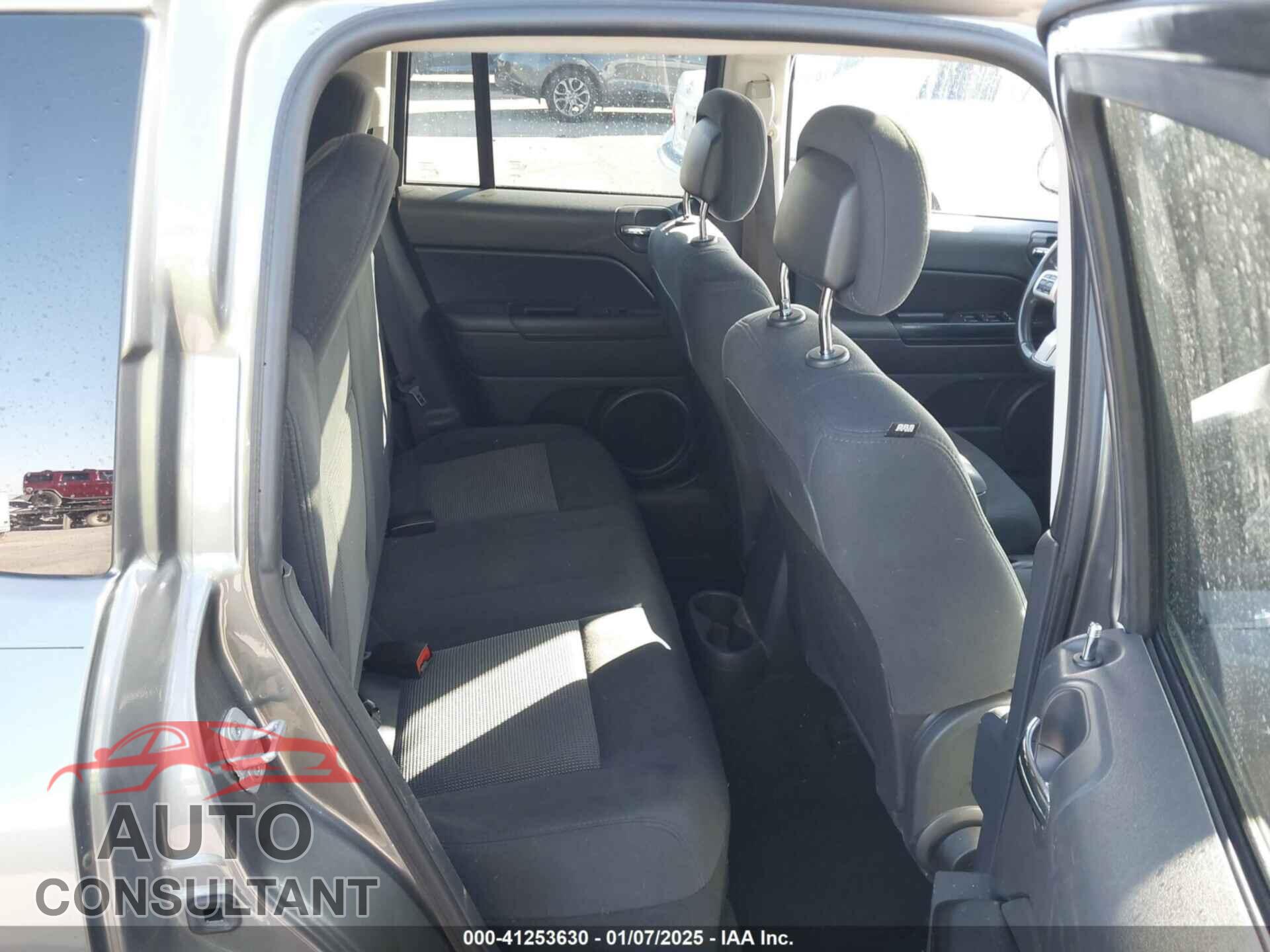 JEEP COMPASS 2011 - 1J4NT1FA0BD246586