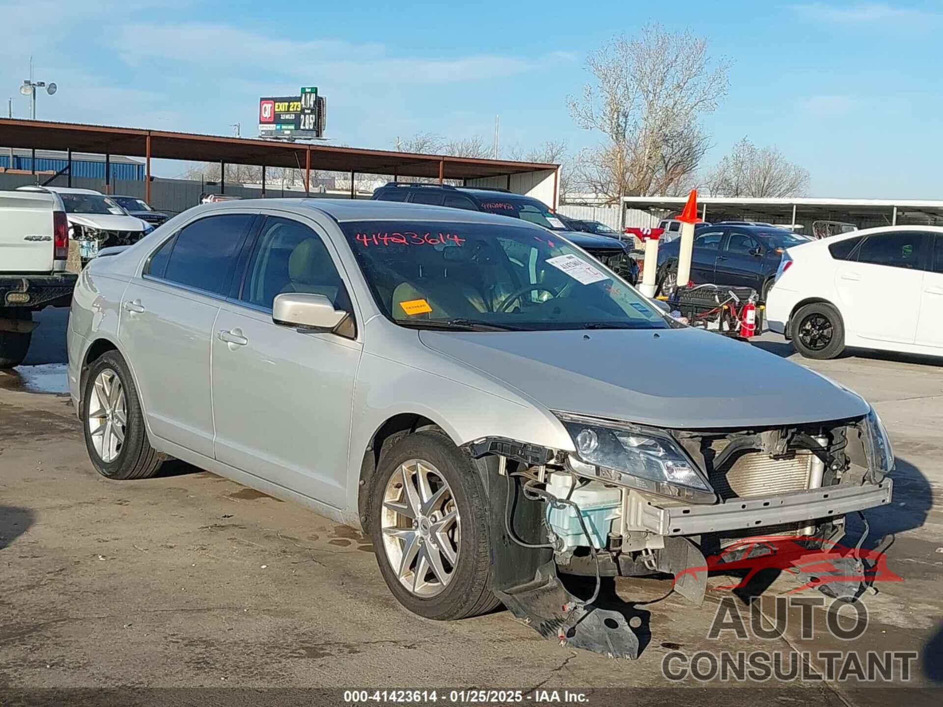 FORD FUSION 2010 - 3FAHP0JA7AR239008