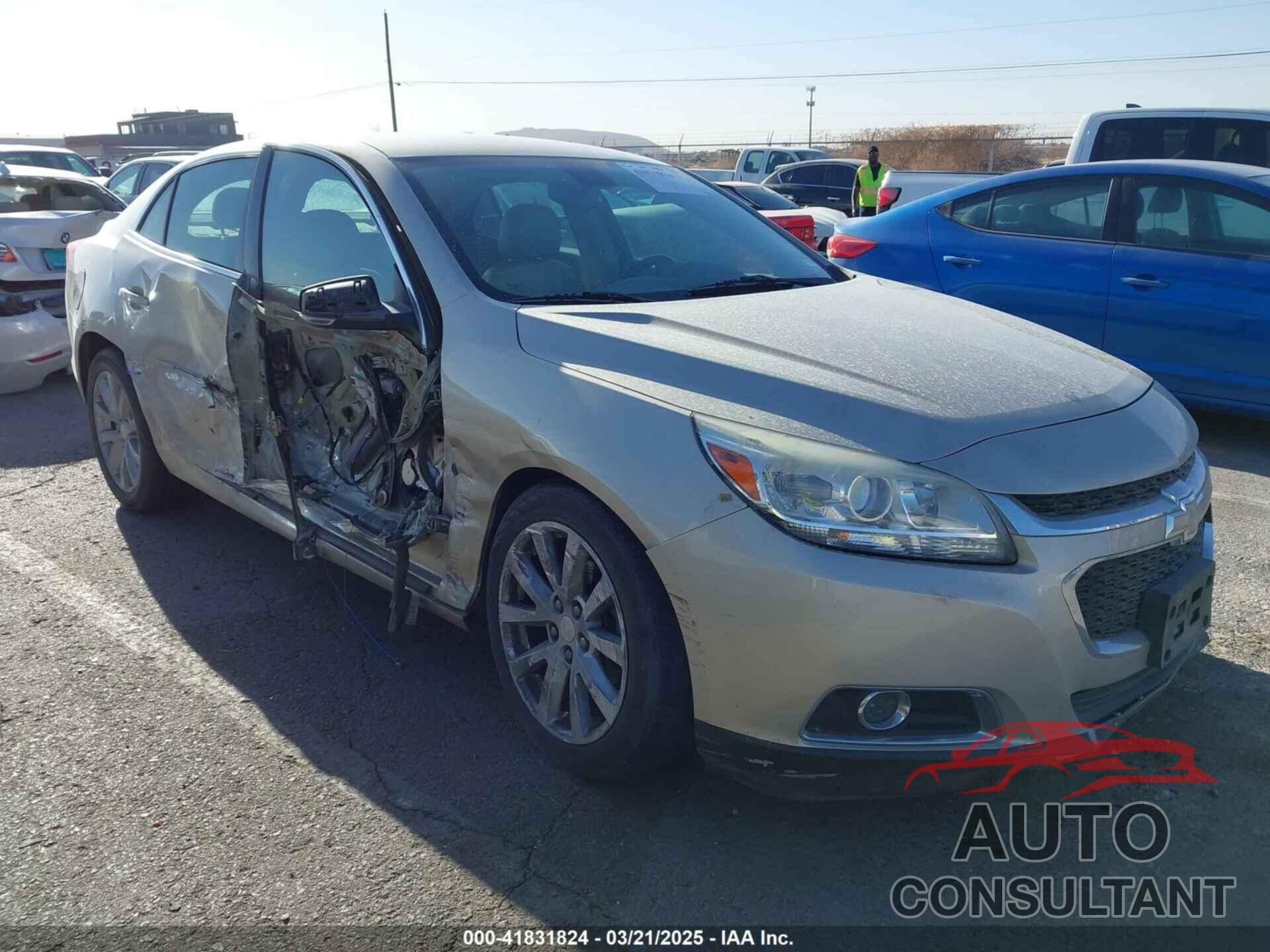 CHEVROLET MALIBU 2015 - 1G11D5SL3FF338326