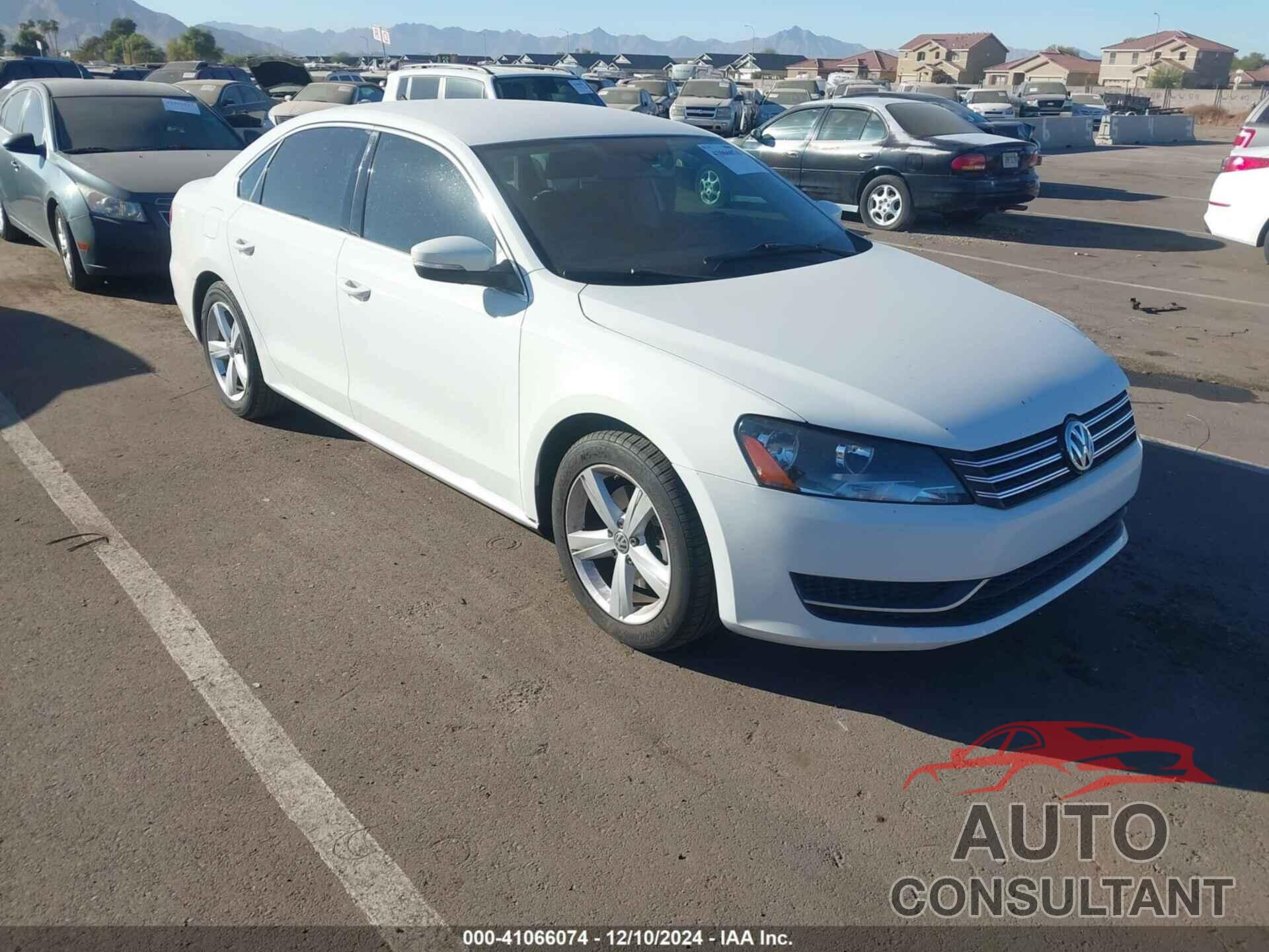 VOLKSWAGEN PASSAT 2014 - 1VWBS7A32EC038207