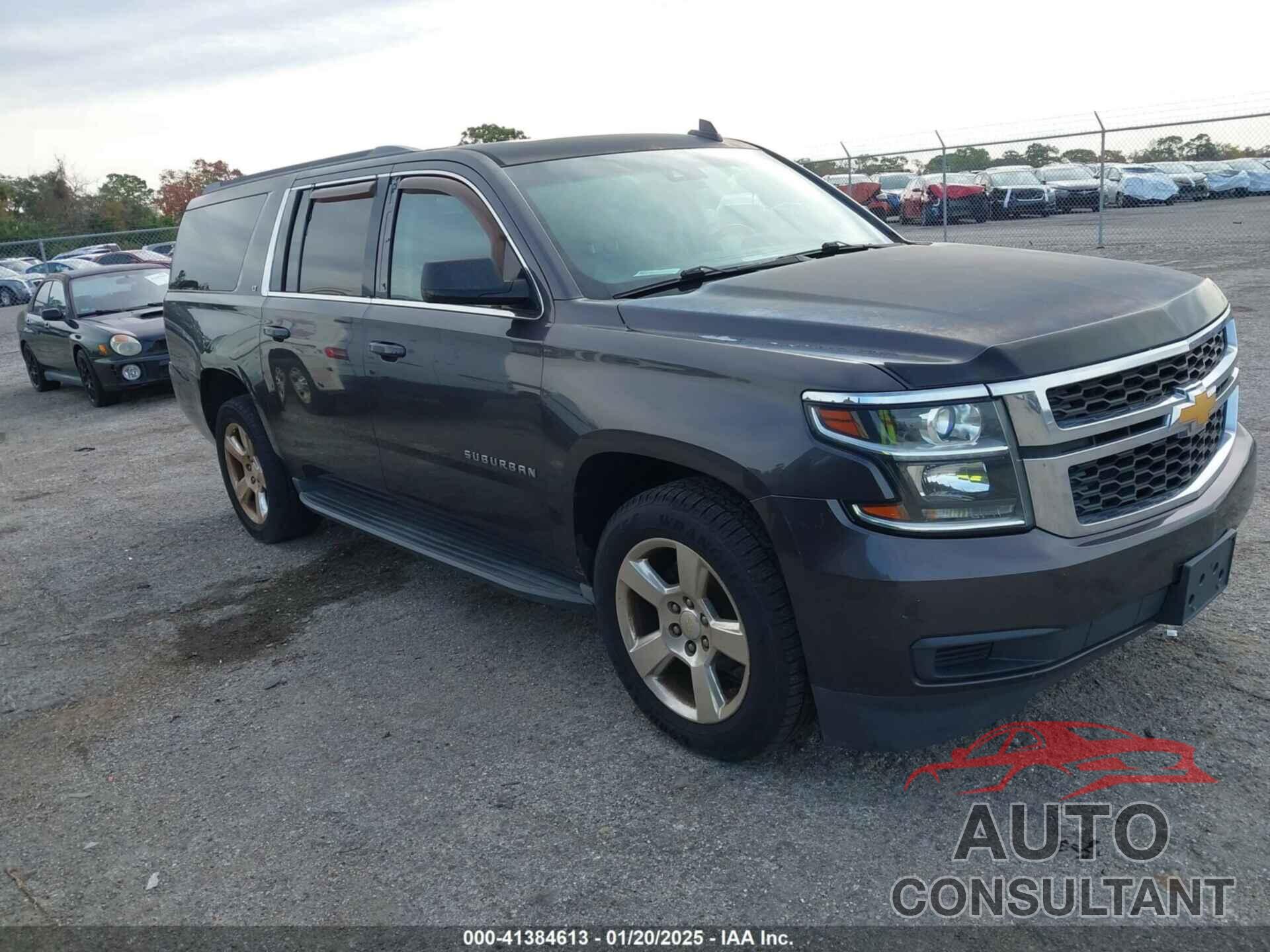 CHEVROLET SUBURBAN 1500 2015 - 1GNSKJKC1FR729734