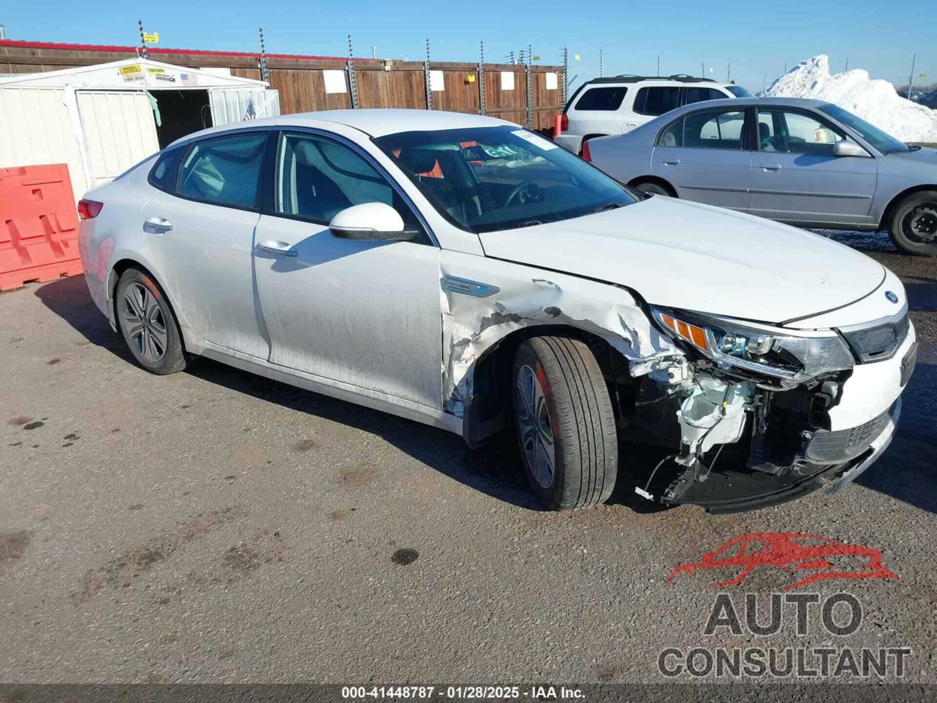 KIA OPTIMA HYBRID 2017 - KNAGU4LE5H5018152
