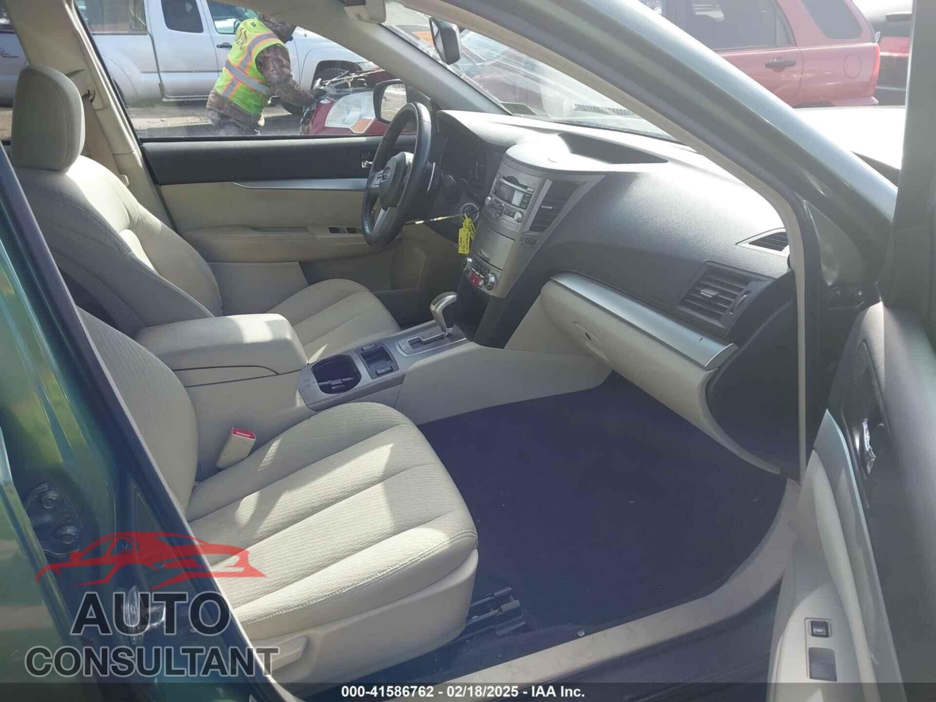 SUBARU OUTBACK 2010 - 4S4BRBCC1A3318706