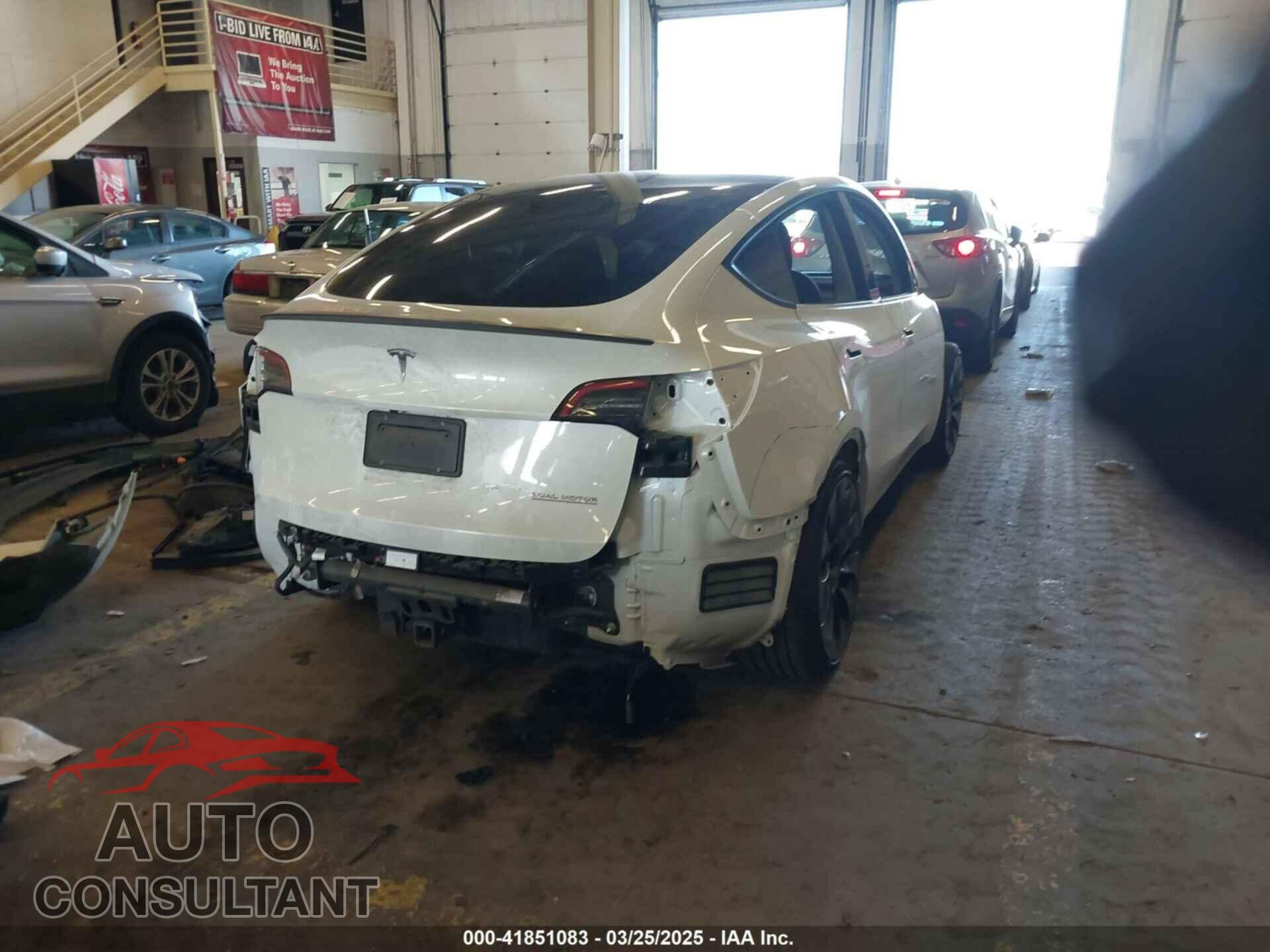 TESLA MODEL Y 2021 - 5YJYGDEF4MF263473