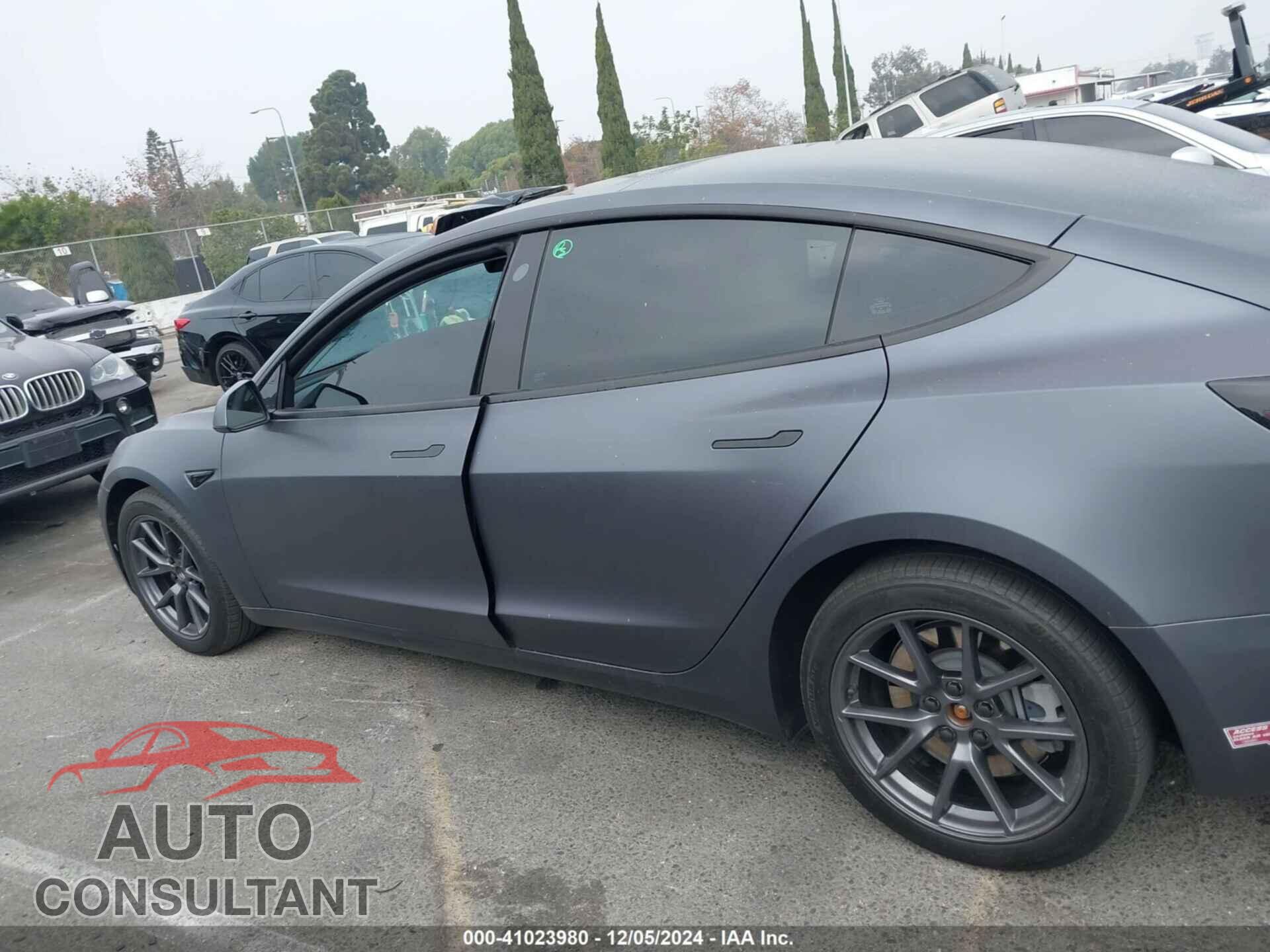 TESLA MODEL 3 2023 - 5YJ3E1EA4PF698033