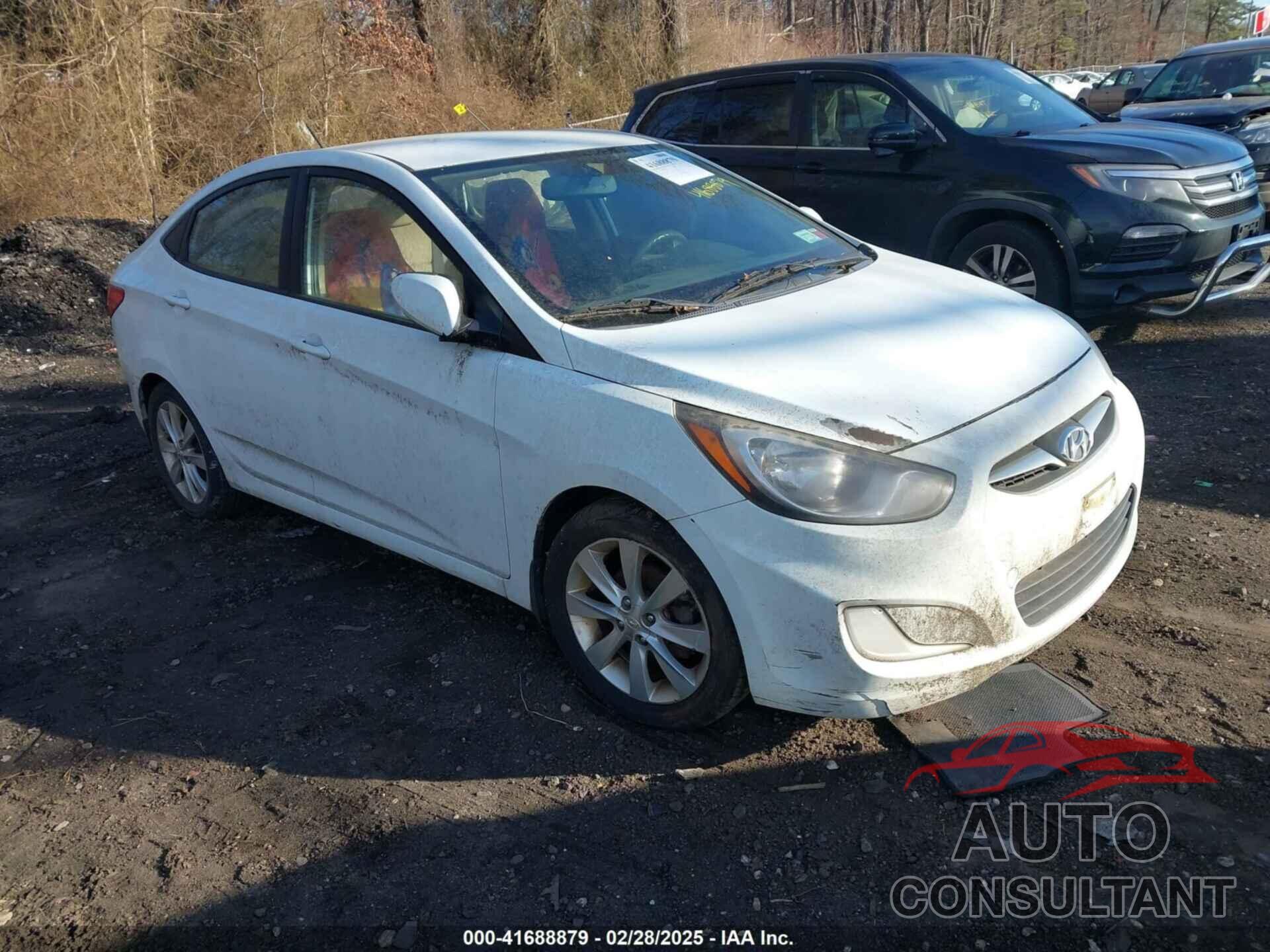 HYUNDAI ACCENT 2013 - KMHCU4AE3DU381226