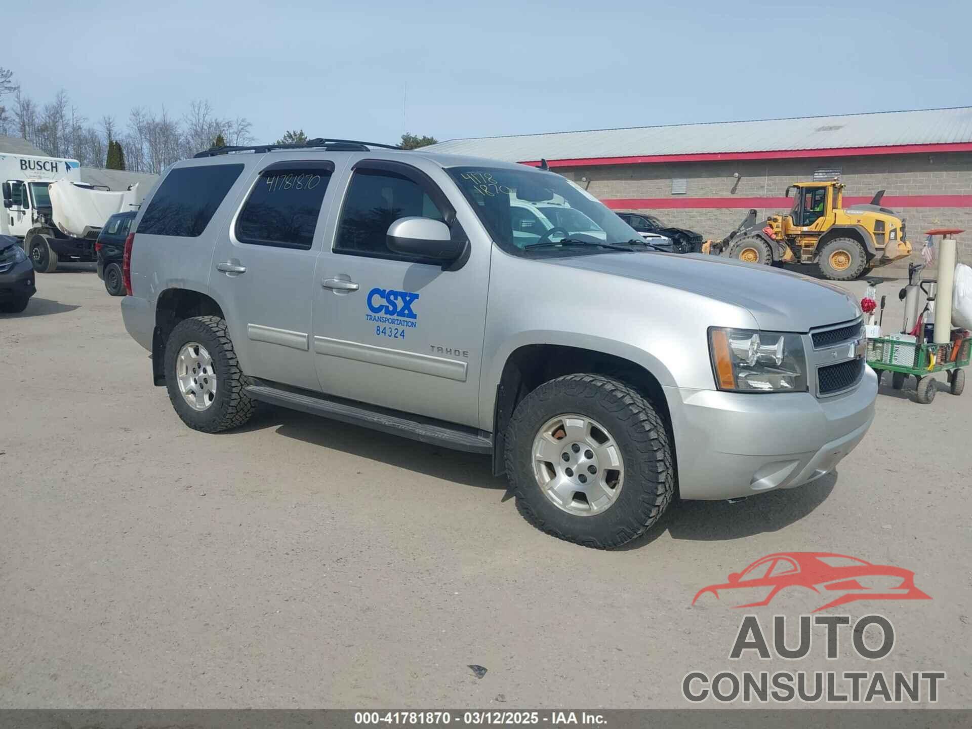 CHEVROLET TAHOE 2011 - 1GNSKAE06BR296858