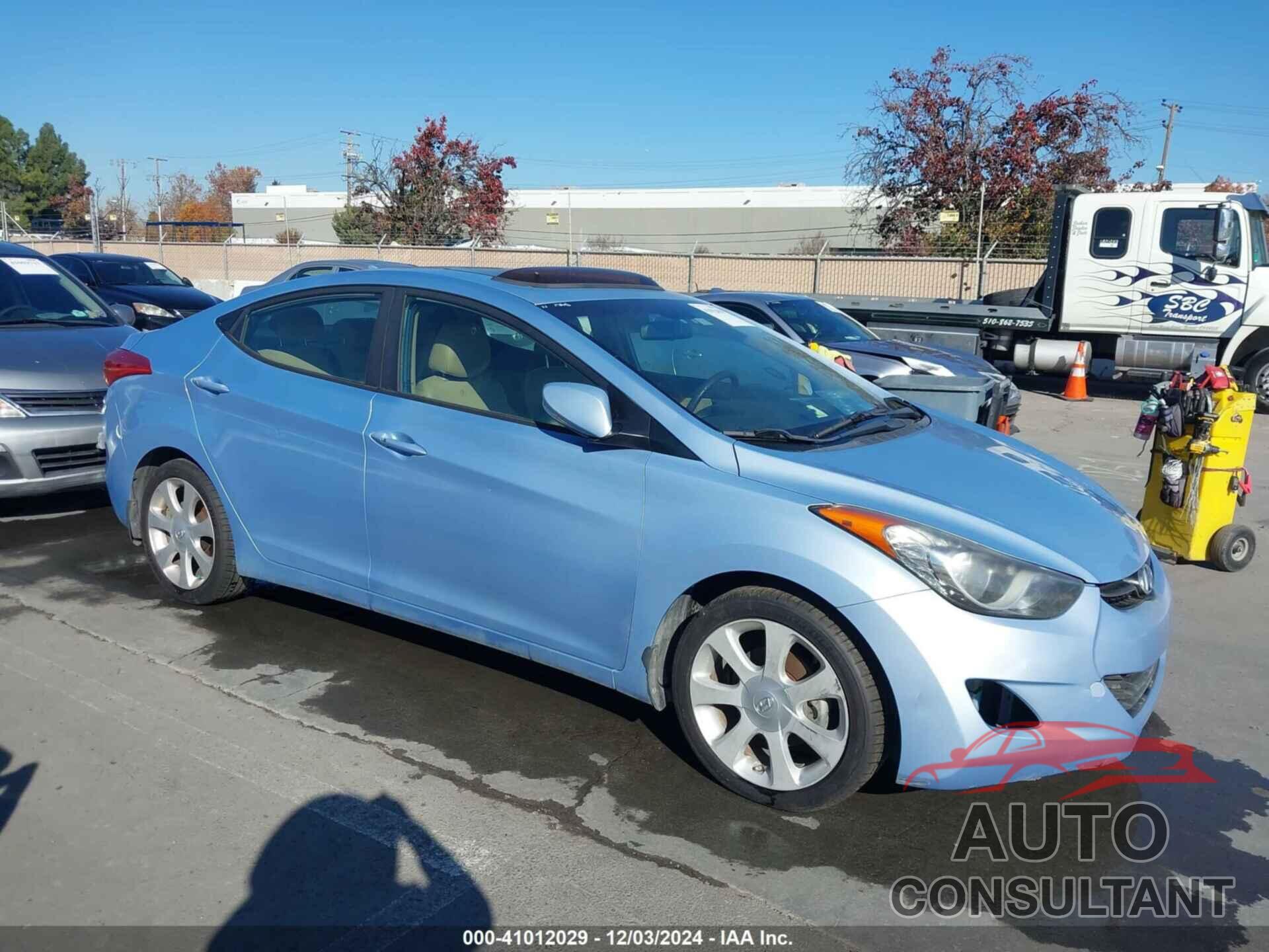 HYUNDAI ELANTRA 2013 - KMHDH4AE6DU530219