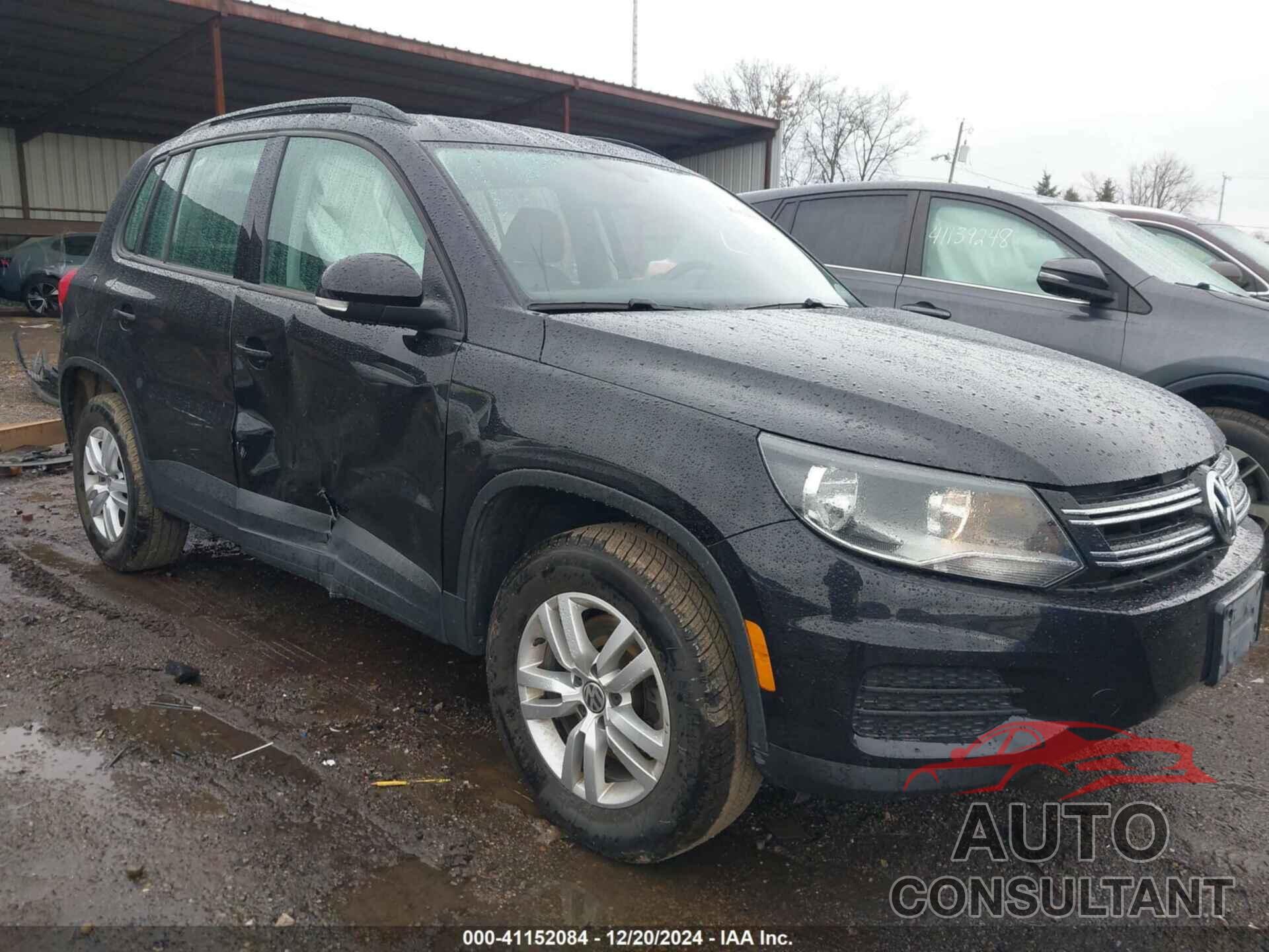 VOLKSWAGEN TIGUAN 2017 - WVGAV7AX1HW511974