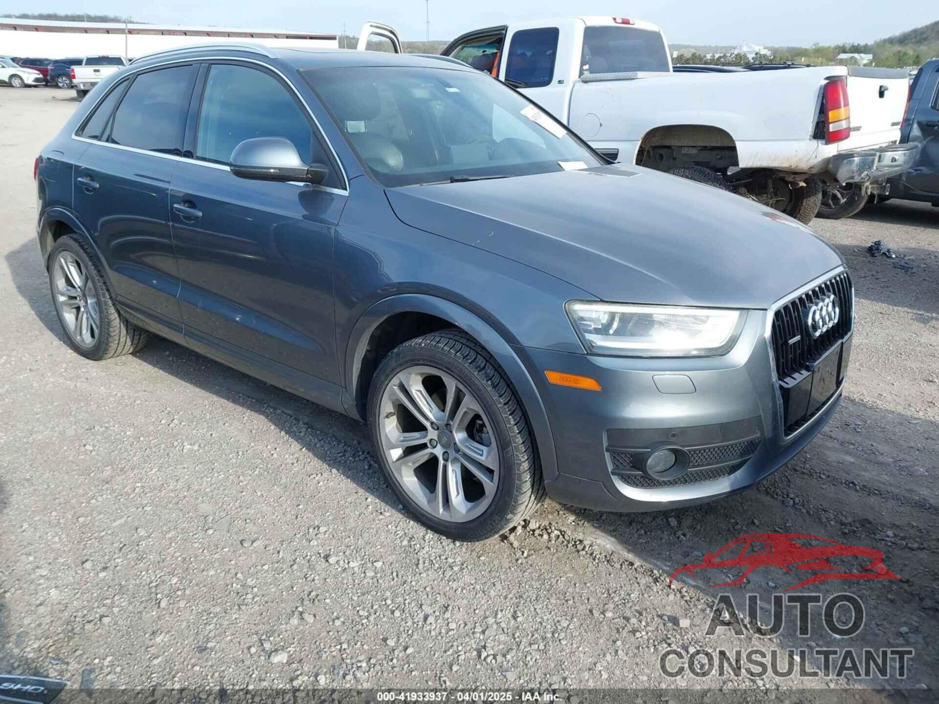 AUDI Q3 2015 - WA1GFCFS0FR014244