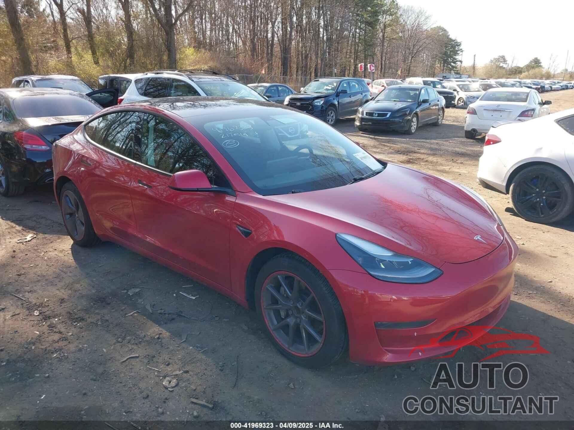 TESLA MODEL 3 2021 - 5YJ3E1EA5MF992049