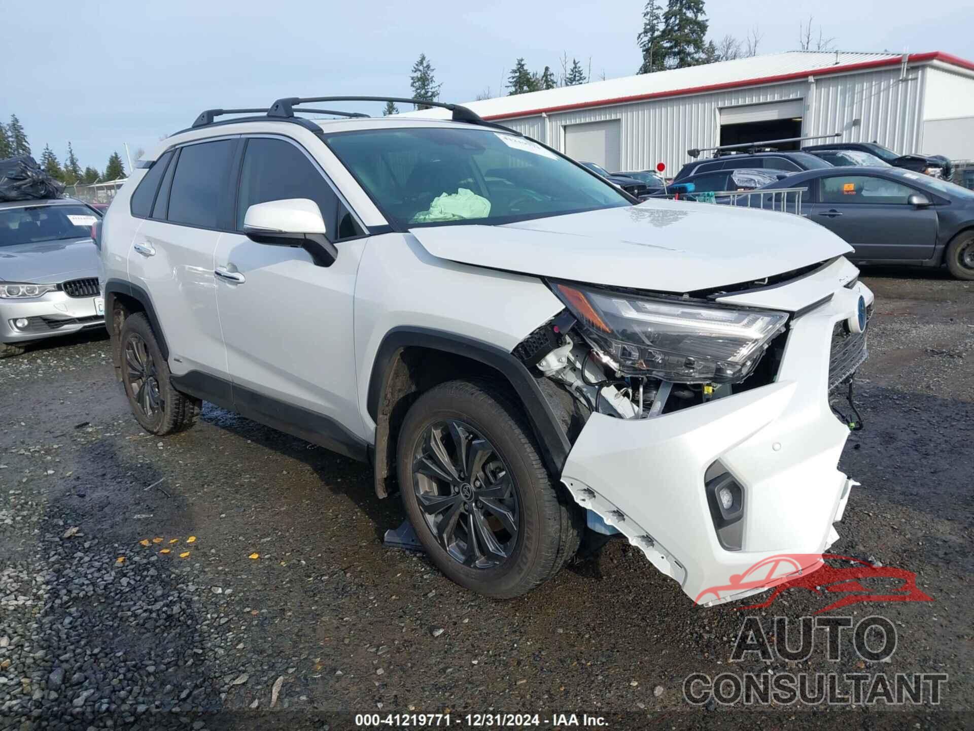 TOYOTA RAV4 HYBRID 2024 - JTMD6RFV3RD560575