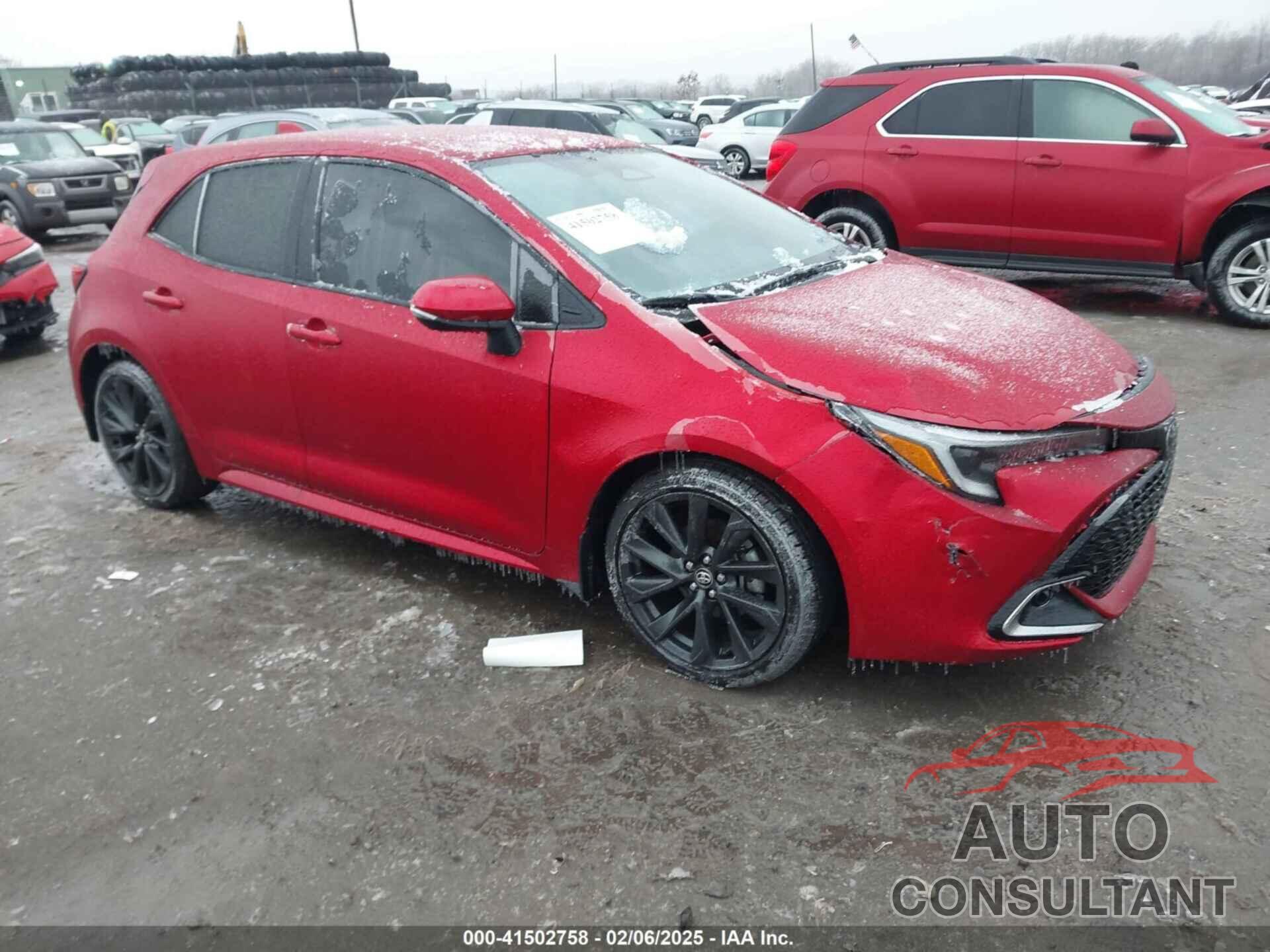 TOYOTA COROLLA 2024 - JTNC4MBE4R3225806