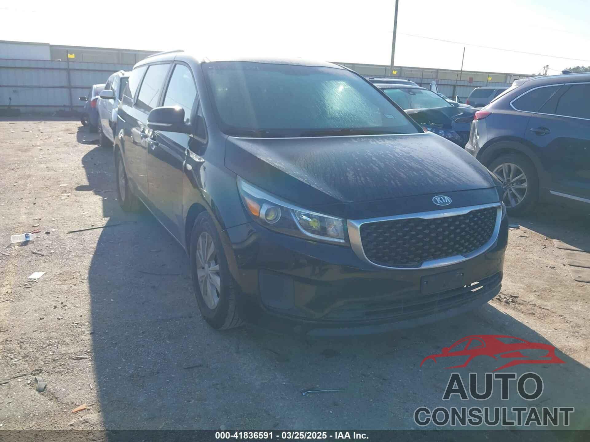 KIA SEDONA 2017 - KNDMB5C19H6242467