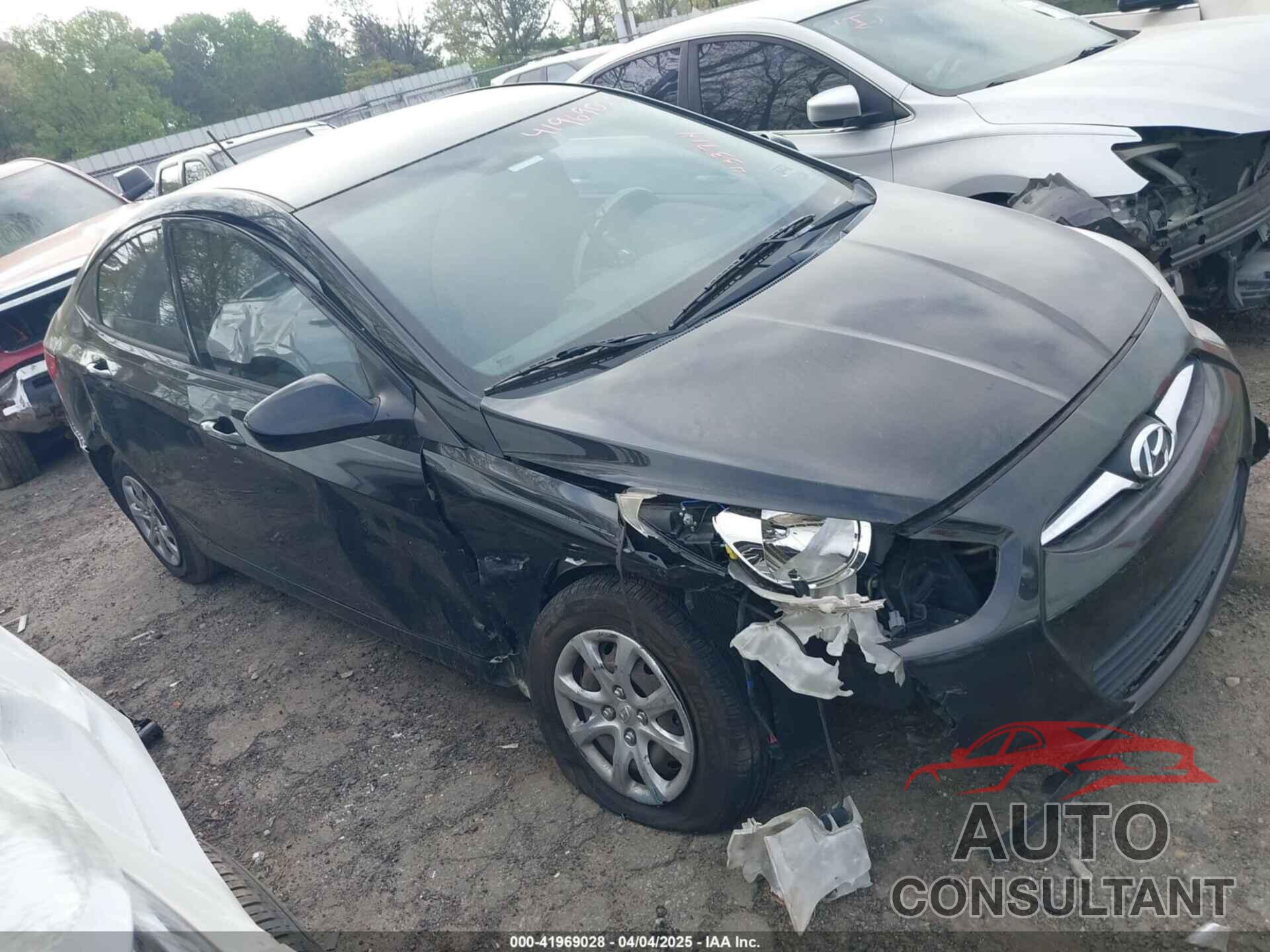 HYUNDAI ACCENT 2013 - KMHCT4AEXDU433714