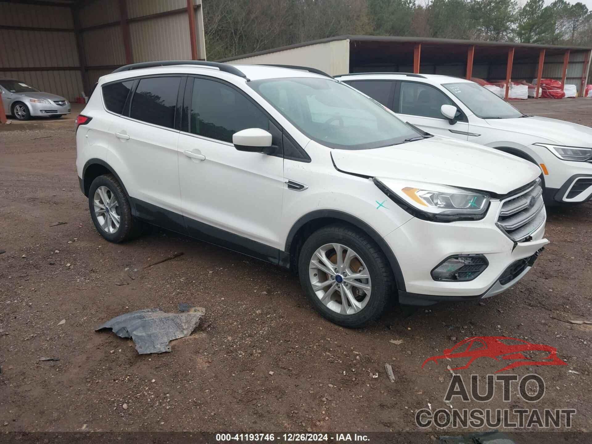 FORD ESCAPE 2017 - 1FMCU0GD9HUD34506