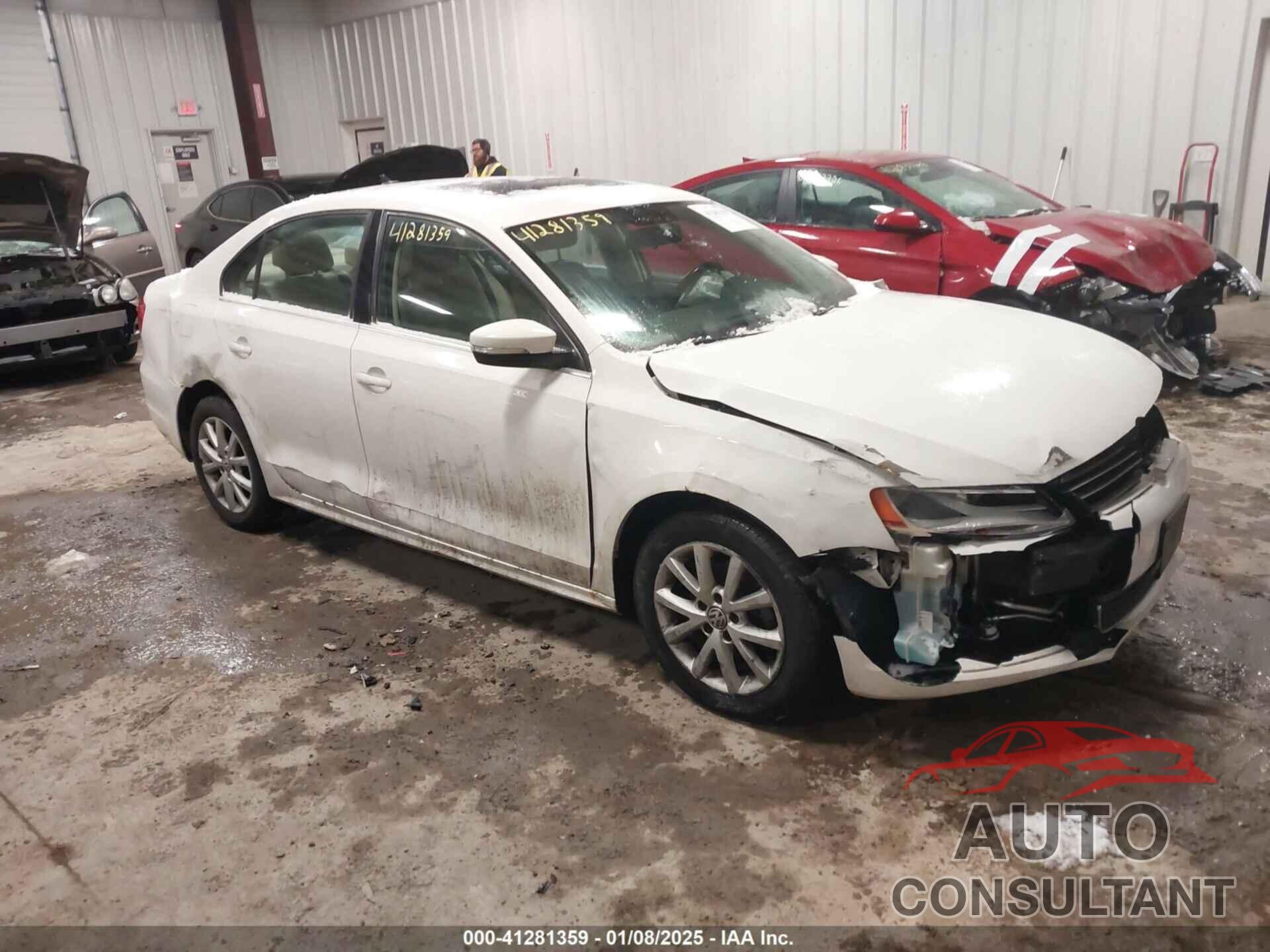 VOLKSWAGEN JETTA 2013 - 3VWDP7AJ4DM448108